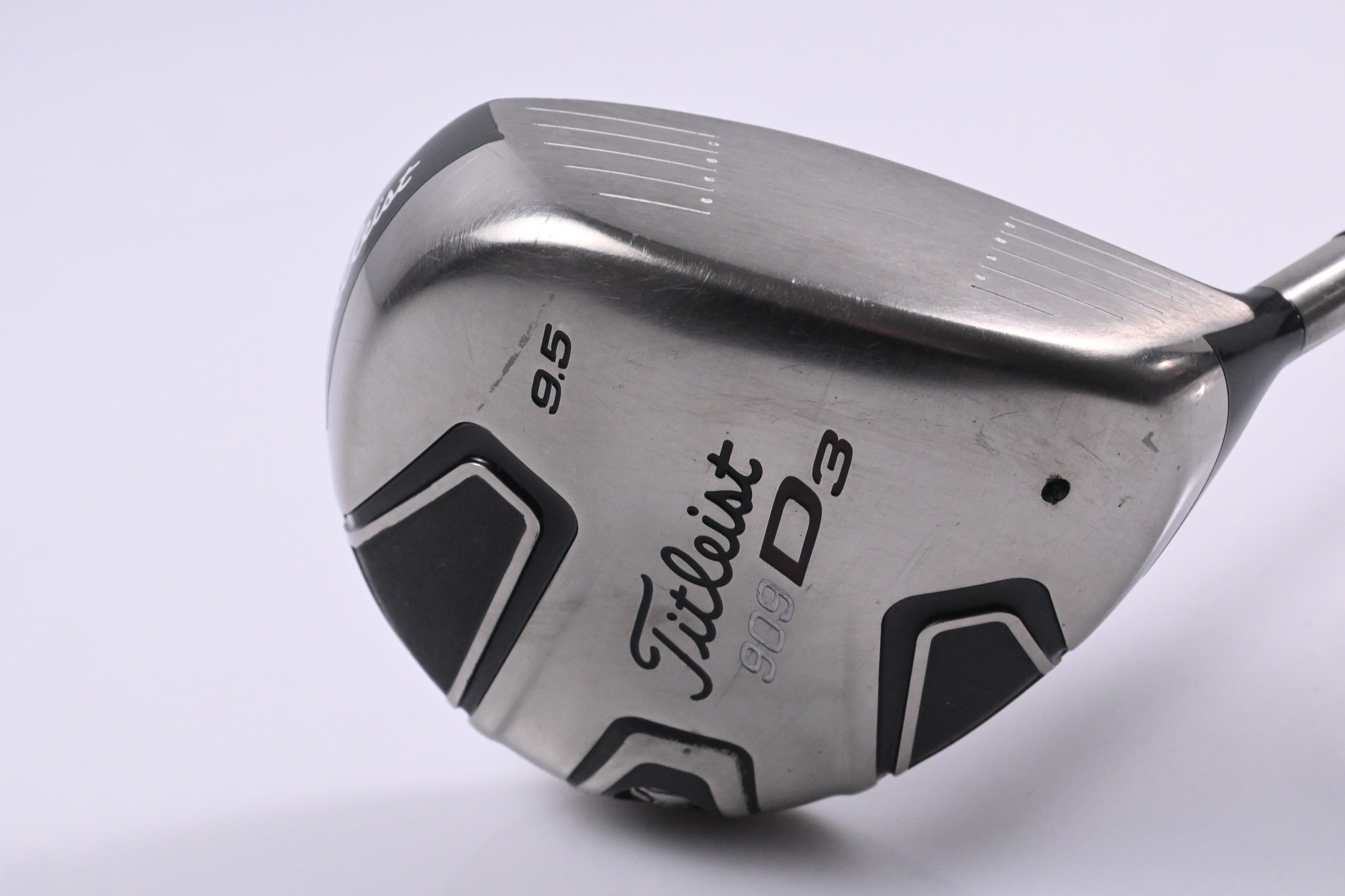 Titleist 909 D3 Driver / 9.5 Degree / Stiff Flex Grafalloy Prolaunch Red Shaft