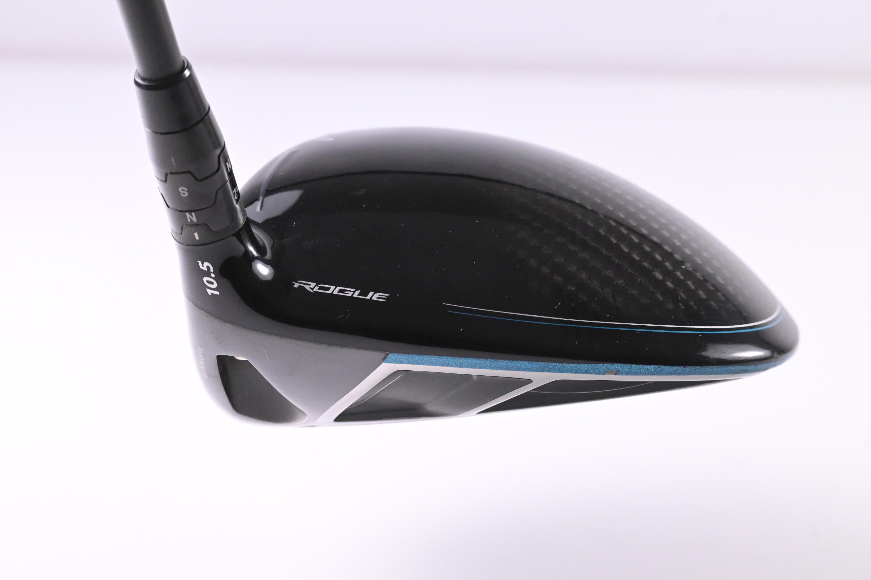 Callaway Rogue Driver / 10.5 Degree / Regular Flex Tensei AV Blue 55 Shaft