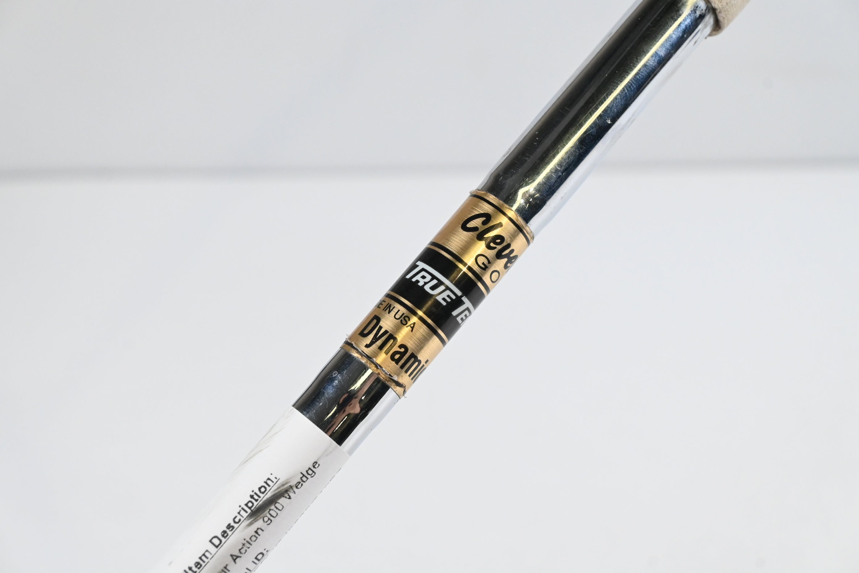 Cleveland Tour Action 900 Gap Wedge / 52 Degree / Stiff Flex Dynamic Gold Shaft