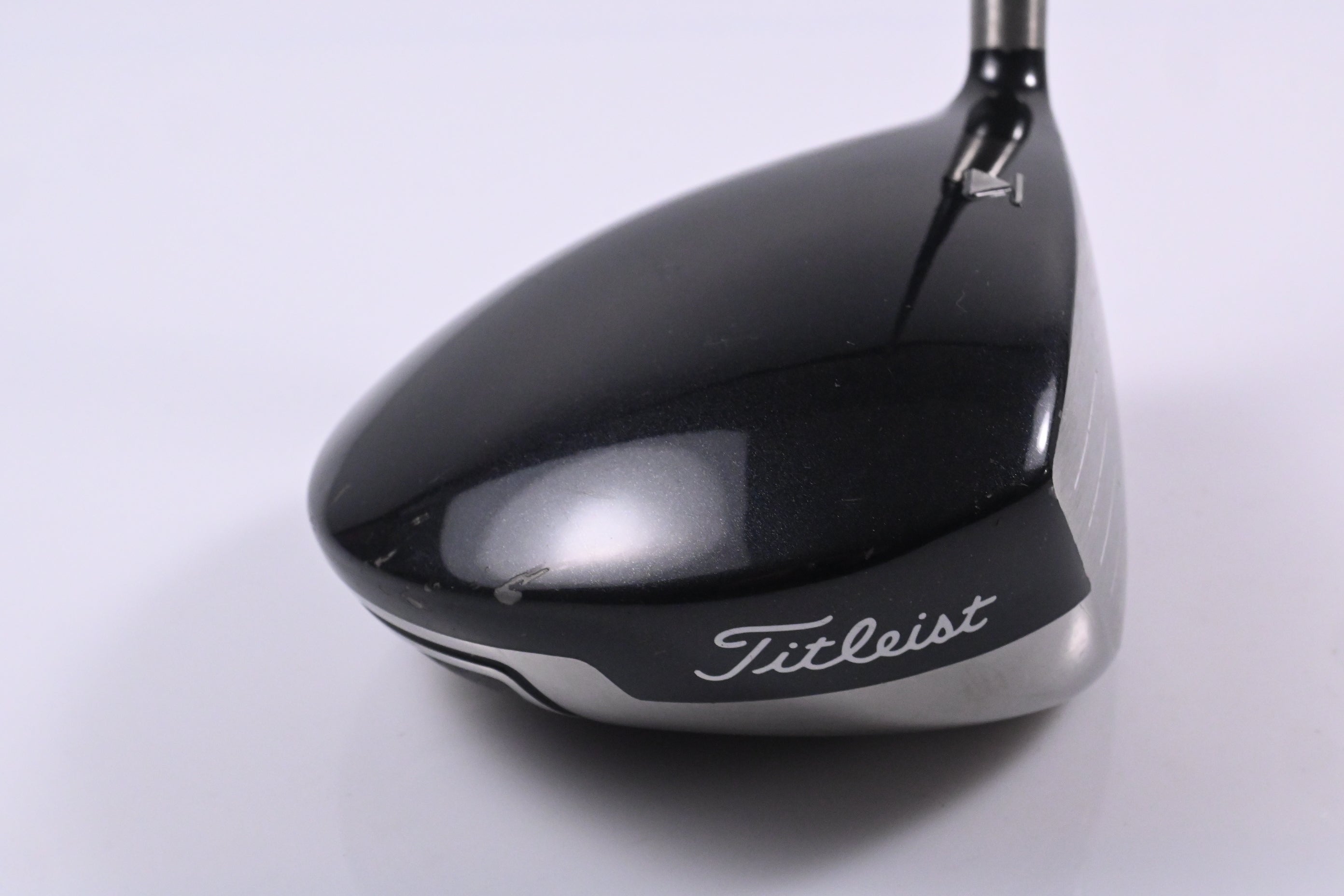 Titleist 909 D3 Driver / 9.5 Degree / Stiff Flex Grafalloy Prolaunch Red Shaft