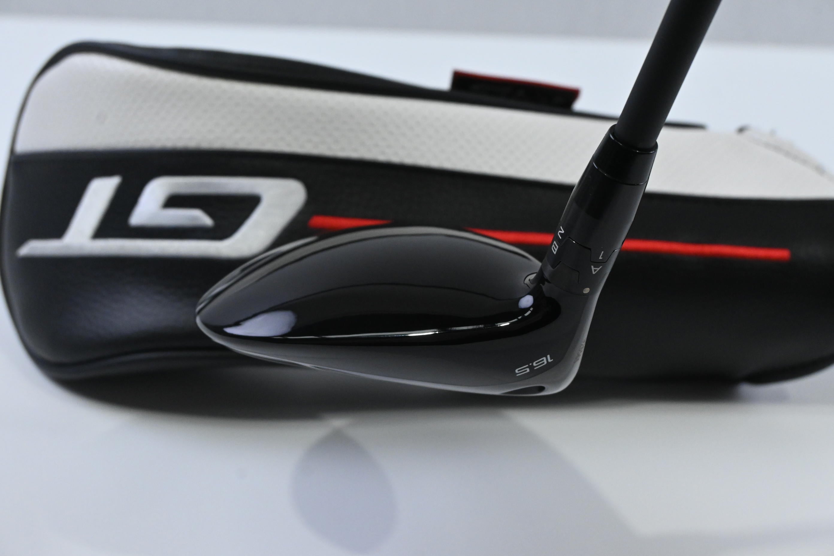 Left Hand Titleist GT2 #3 Wood / 16.5 Degree / X-Flex HZRDUS Gen5 Black 70