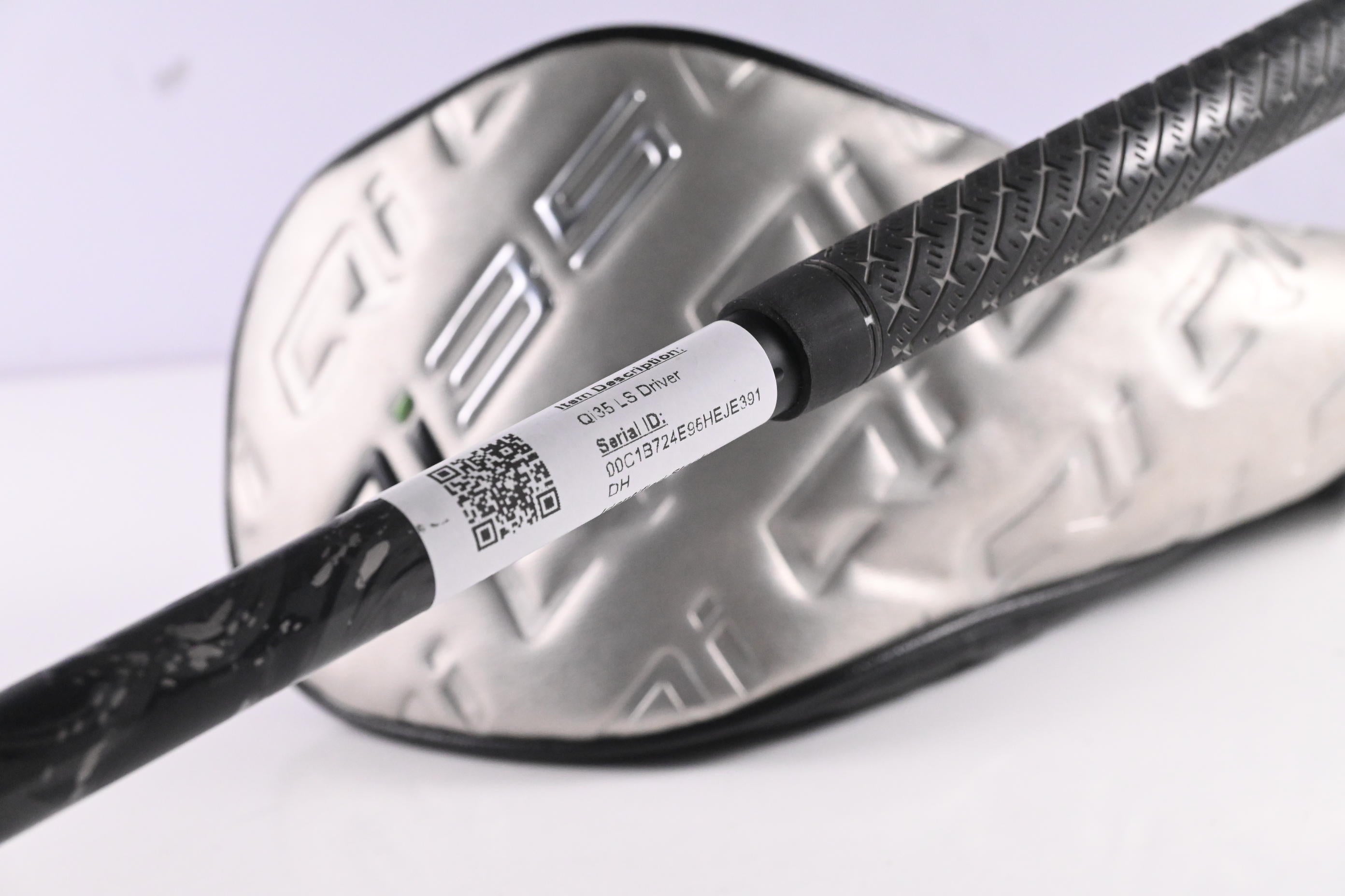 Taylormade Qi35 LS Driver / 9 Degree / Stiff Flex Kai'li White Dark Waves 60