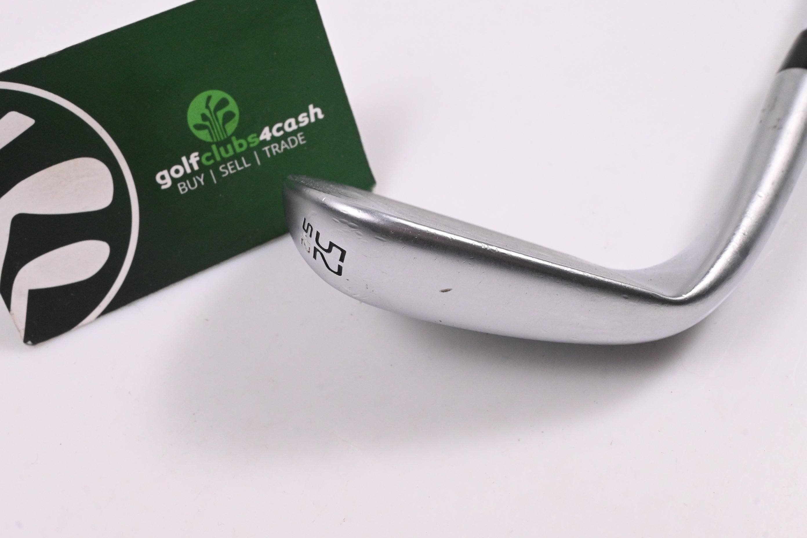 Ping S159 Gap Wedge / 52 Degree / Silver Dot / Regular Flex Dynamic Gold 105