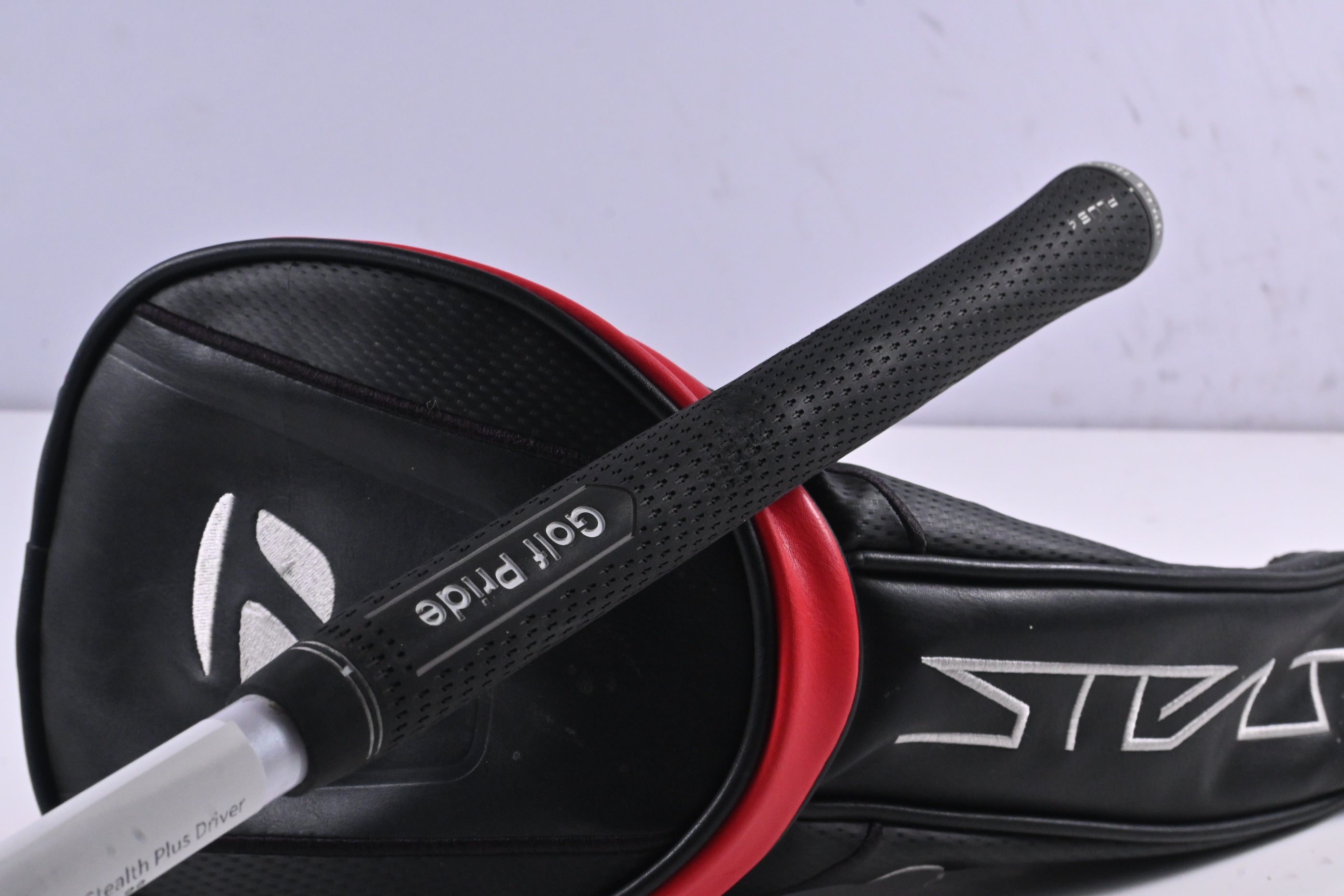 Taylormade Stealth Plus Driver / 9 Degree / X-Flex Graphite Design Tour AD DI-5