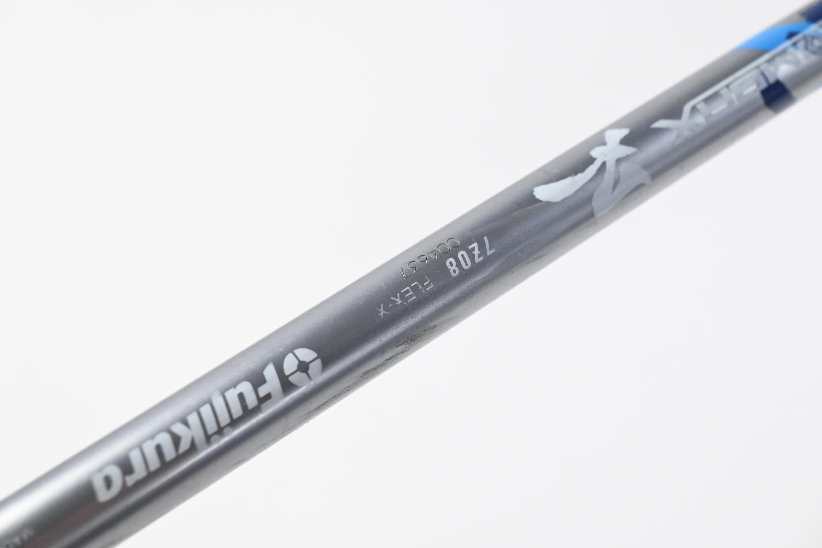 Titleist 910 D2 Driver / 8.5 Degree / X-Flex Fujikura Rombax 80 Shaft