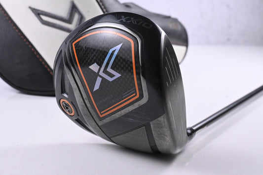 XXIO X Black Driver / 9.5 Degree / Stiff Flex Miyasaki AX-1 Shaft