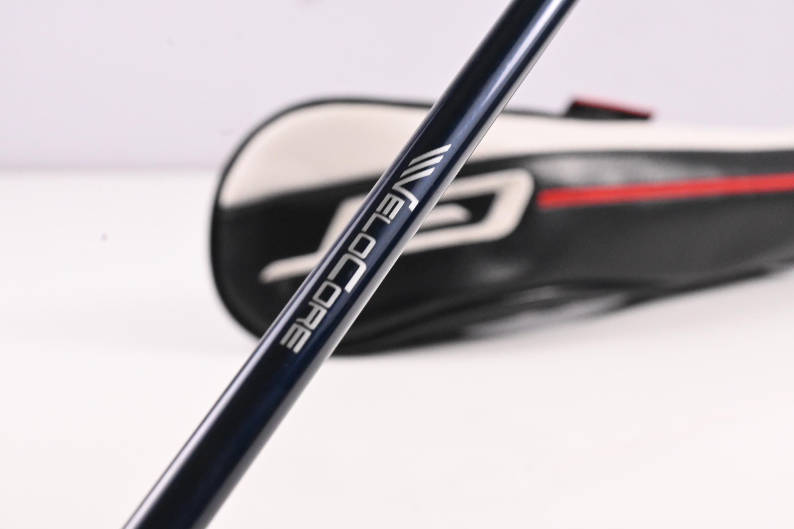 Titleist GT2 #4 Hybrid / 21 Degree / X-Flex Fujikura Ventus Velocore Blue 8