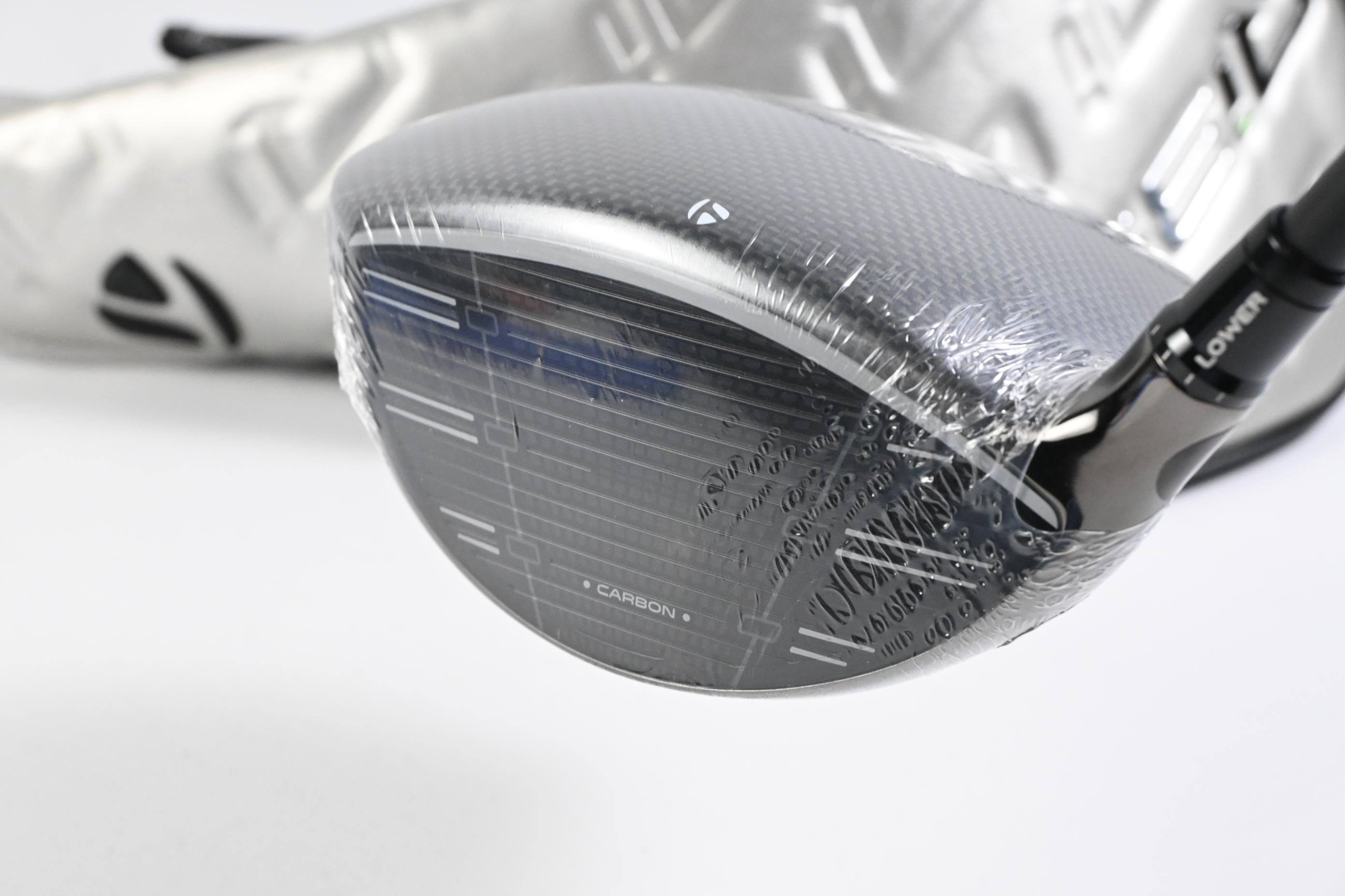 Taylormade Qi35 Driver / 10.5 Degree / Regular Flex Fujikura Ventus Blue 5 Shaft