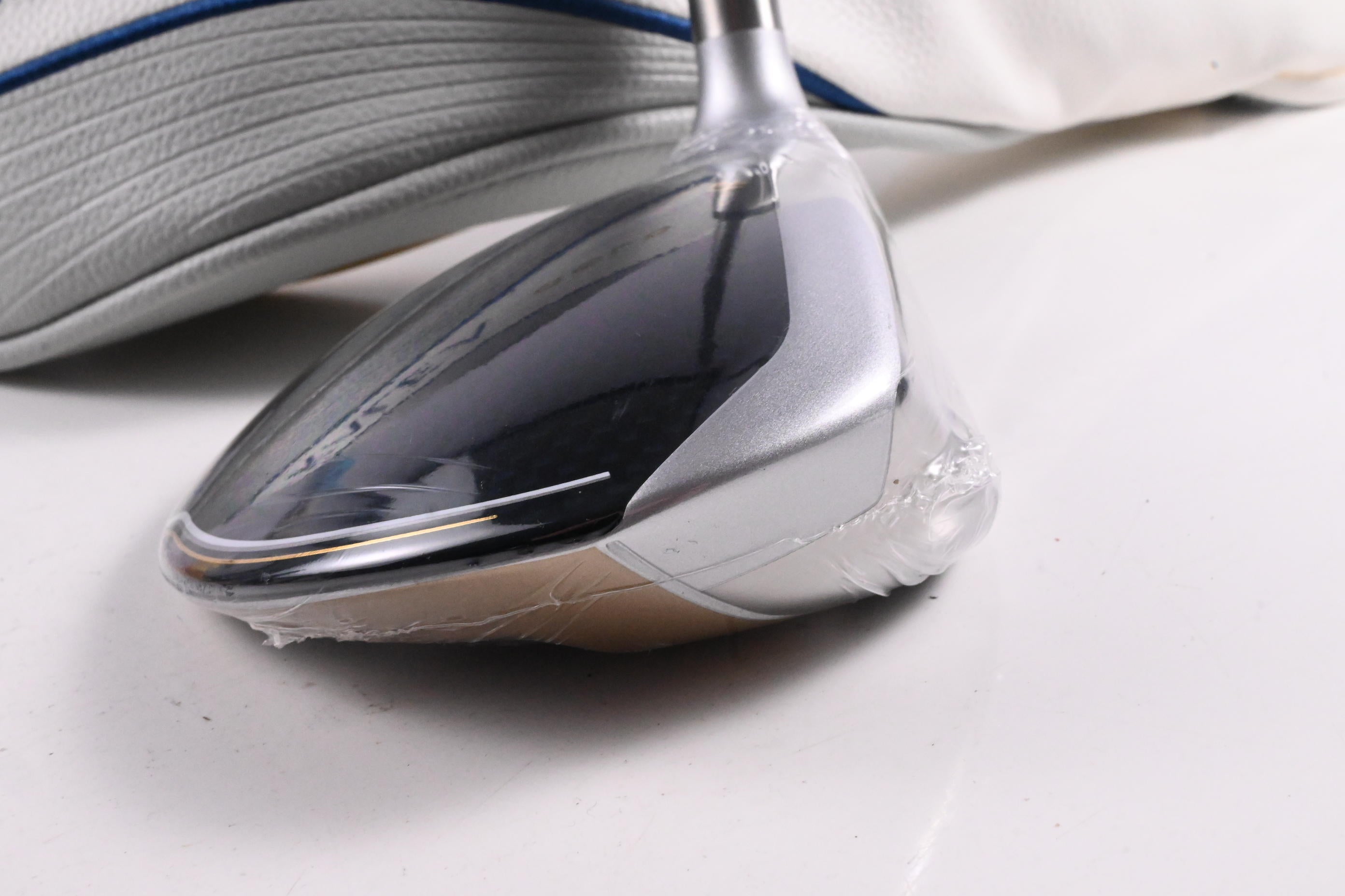Ladies Taylormade Kalea Gold #5 Wood / 20 Degree / Ladies Flex Kalea Gold 40