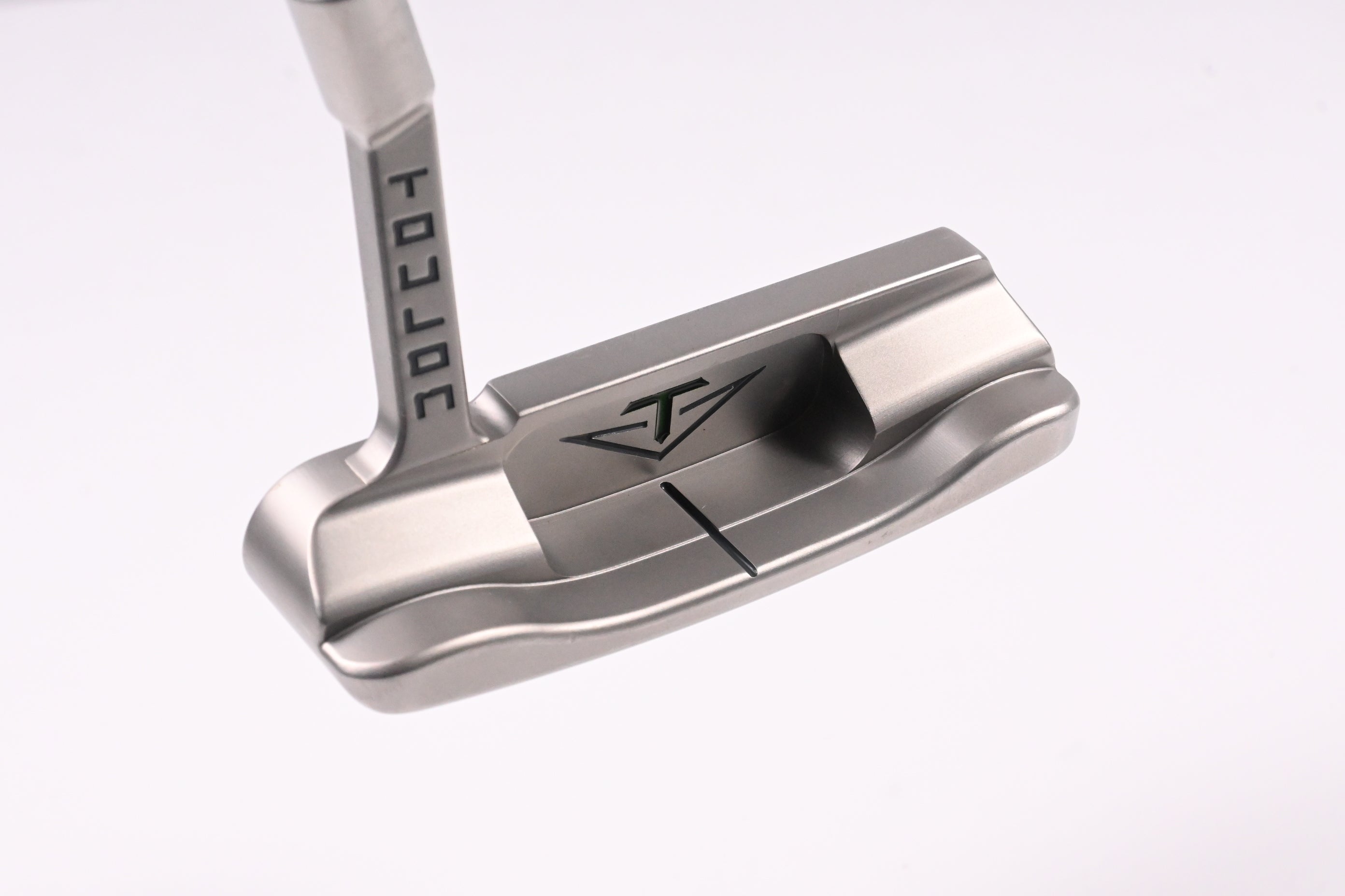 Odyssey Toulon Garage Madison Putter / 33.5 Inch