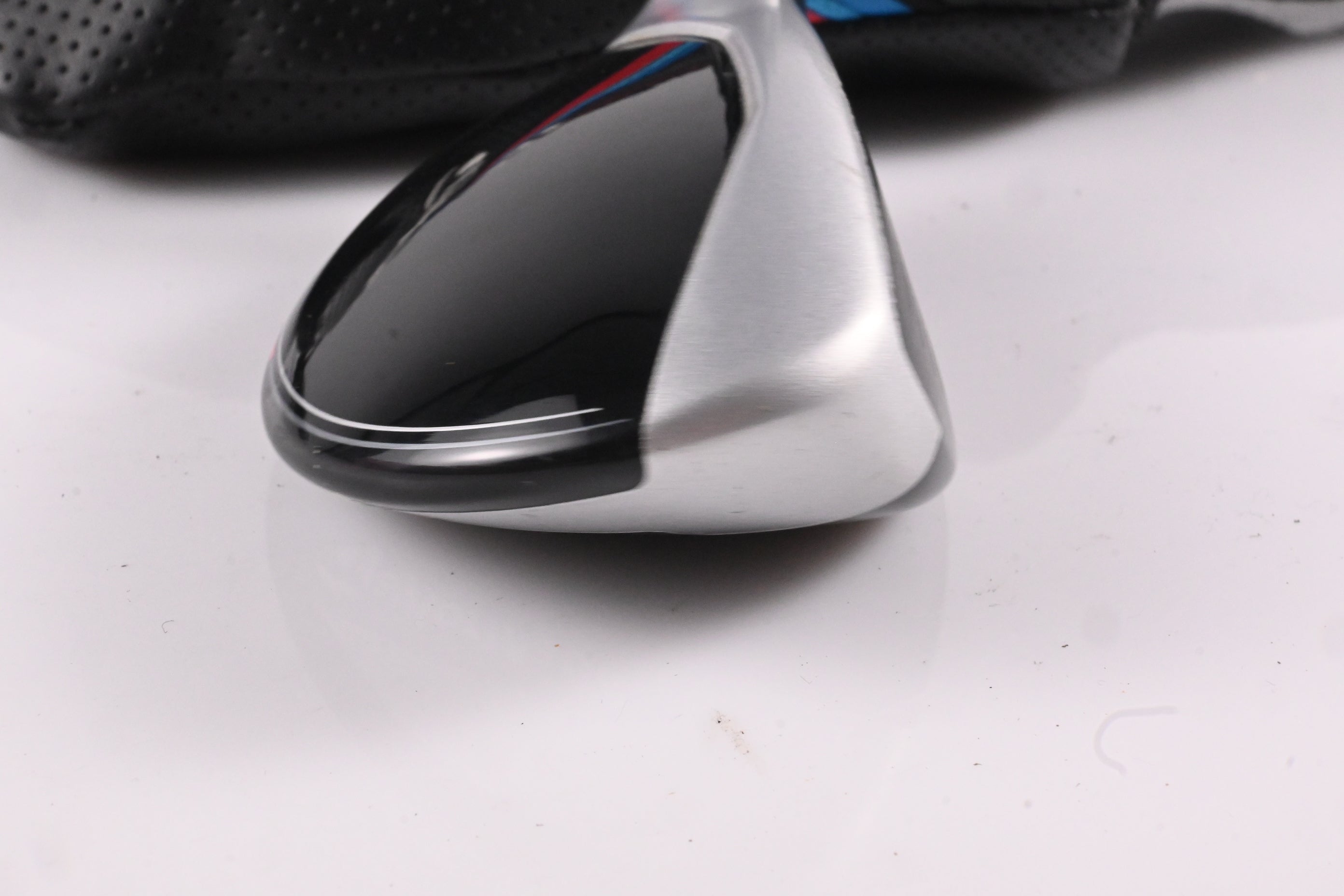 Taylormade M4 #3 Hybrid / 19 Degree / Stiff Flex Fujikura Atmos Red 7 Shaft