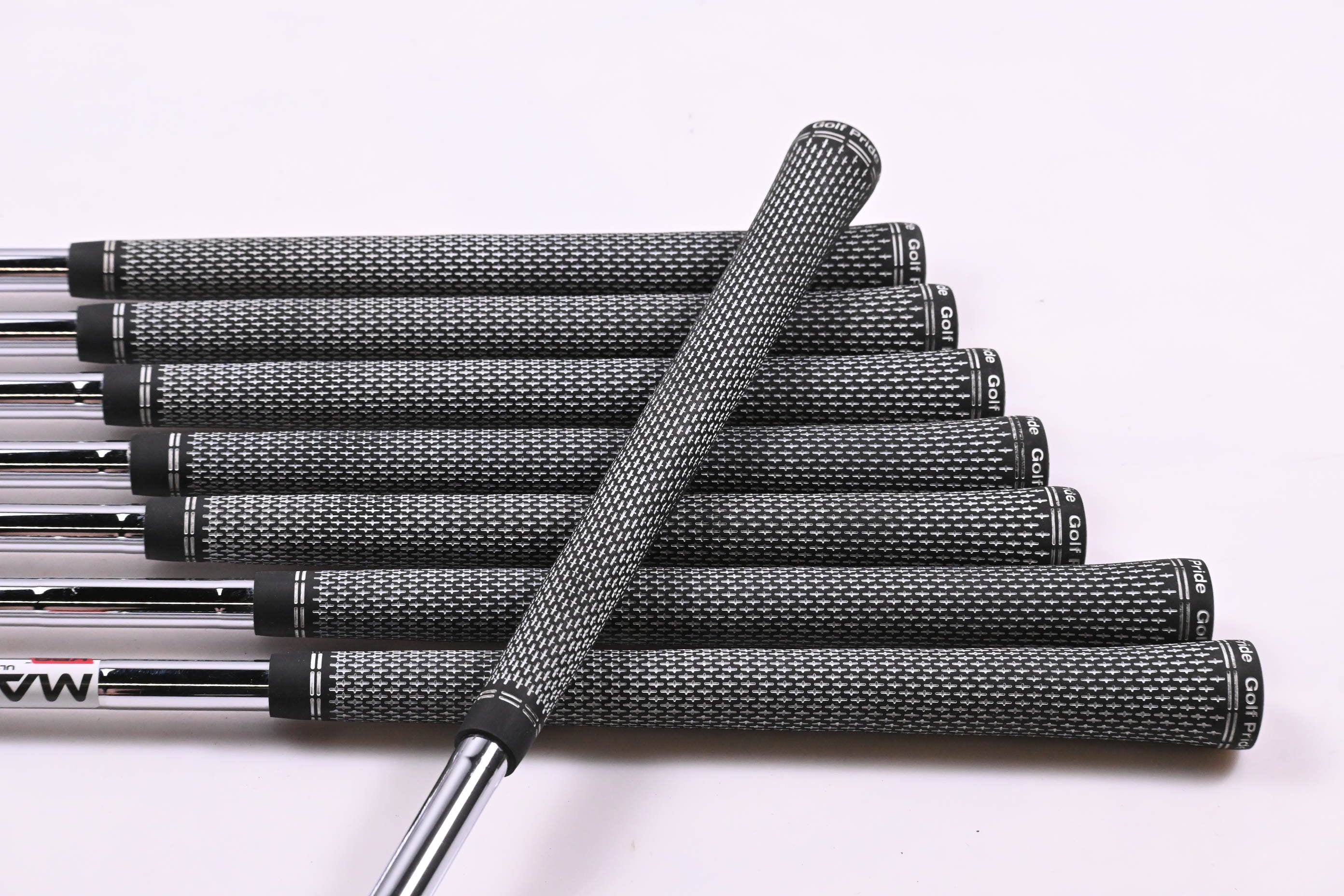 Wilson D9 Irons / 4-GW / Regular Flex KBS Max Ultralite Shafts