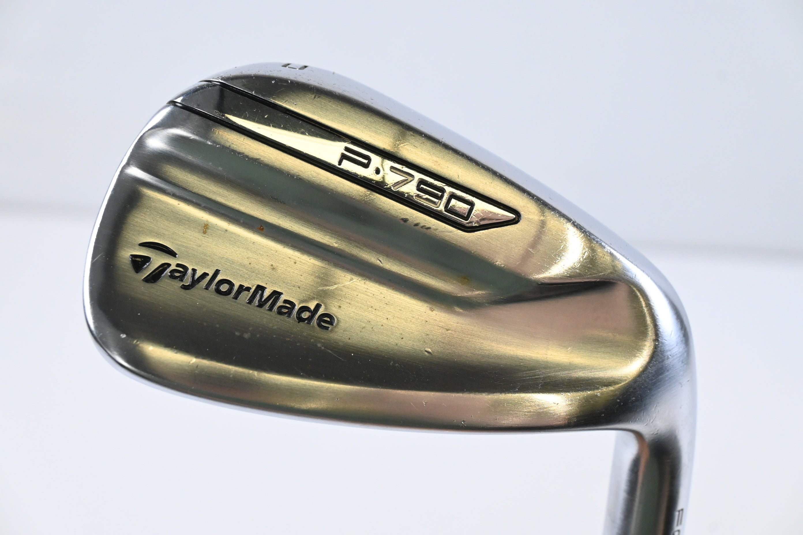 Taylormade P790 2017 Pitching Wedge / 45 Degree / Regular Flex Dynamic Gold 105