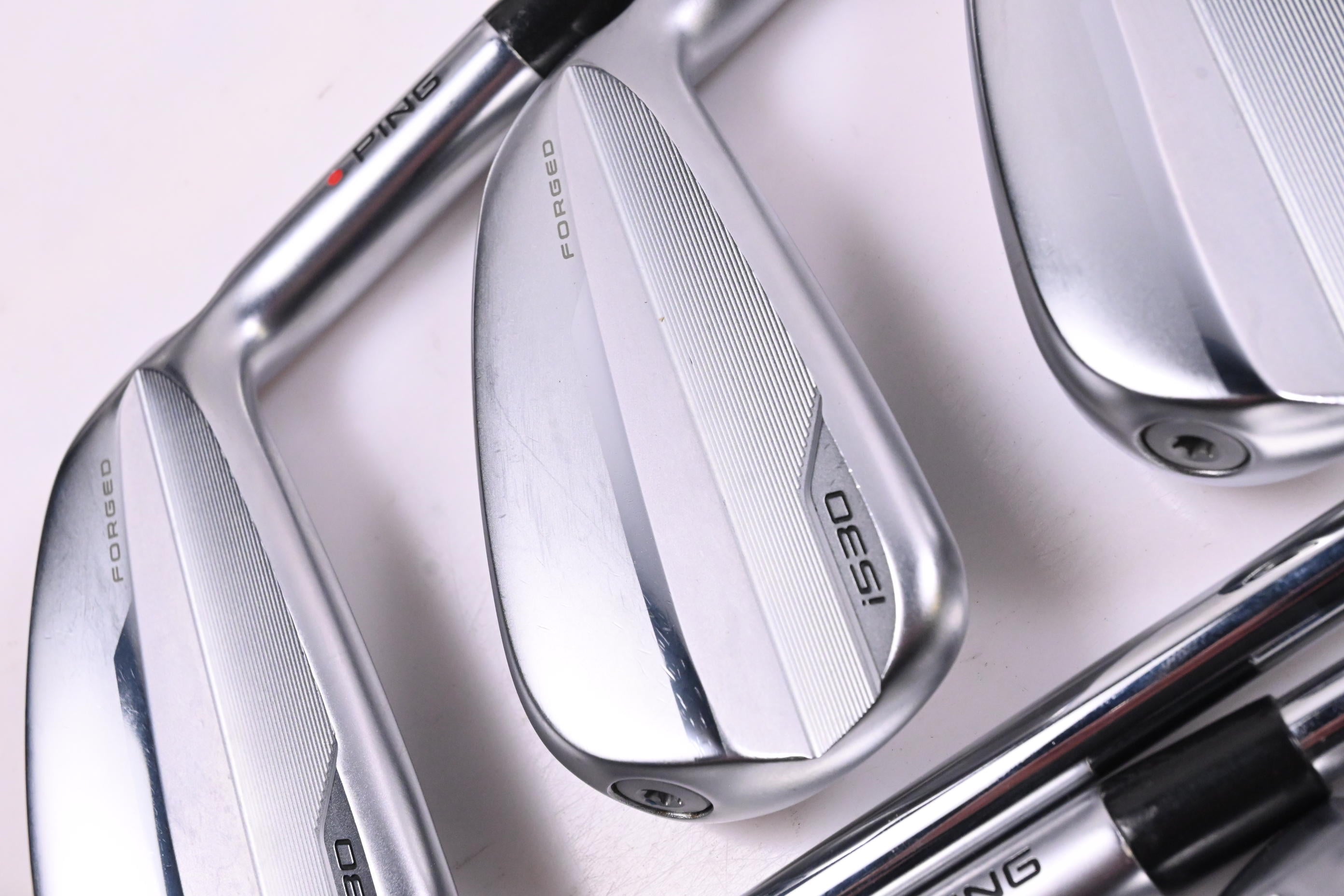 Ping i530 Irons / 5-PW+GW / Red Dot / Stiff Flex Dynamic Gold S300 Shafts