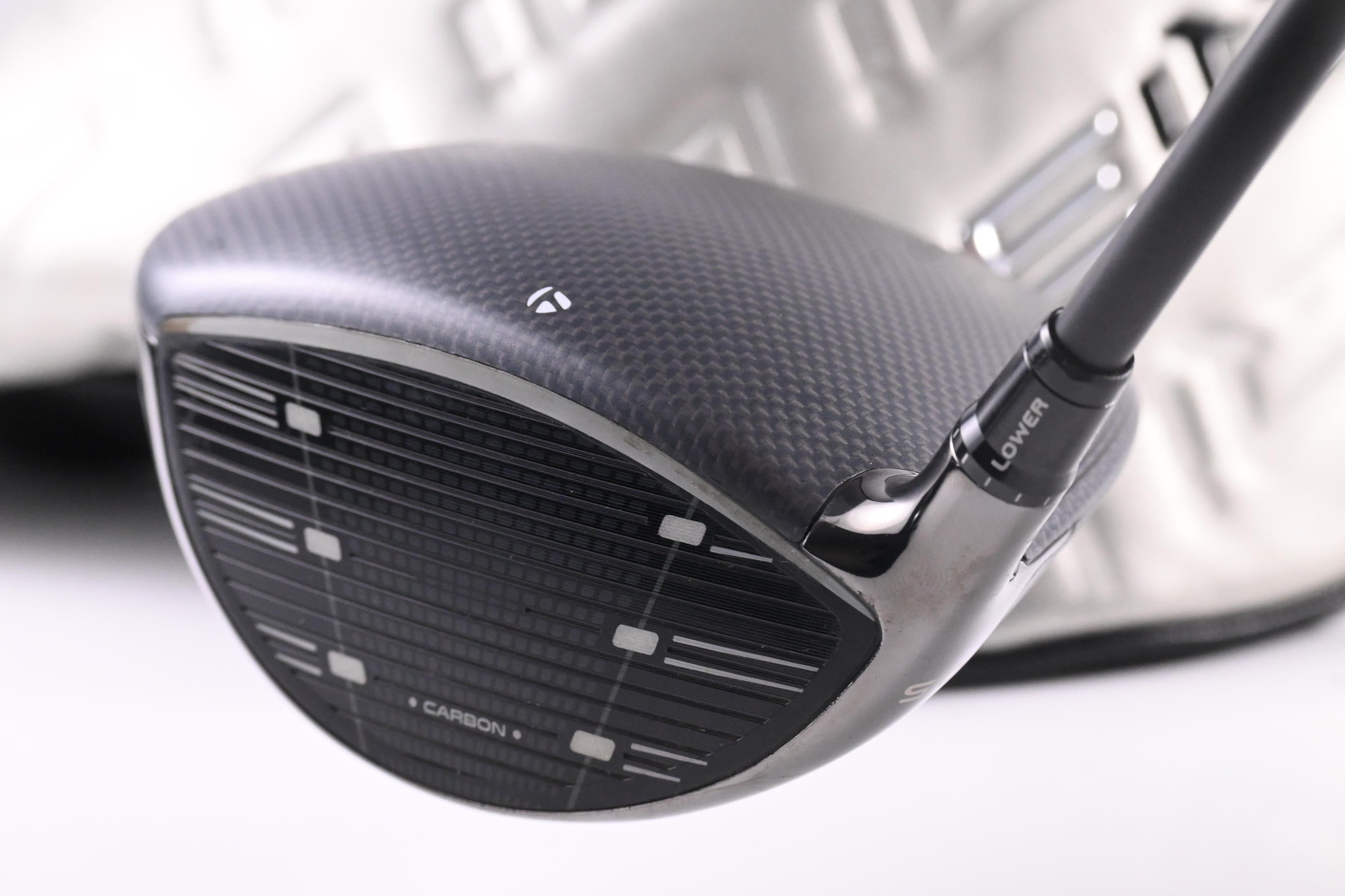 Taylormade Qi35 Driver / 10.5 Degree / Regular Flex Ventus Blue 5 Shaft