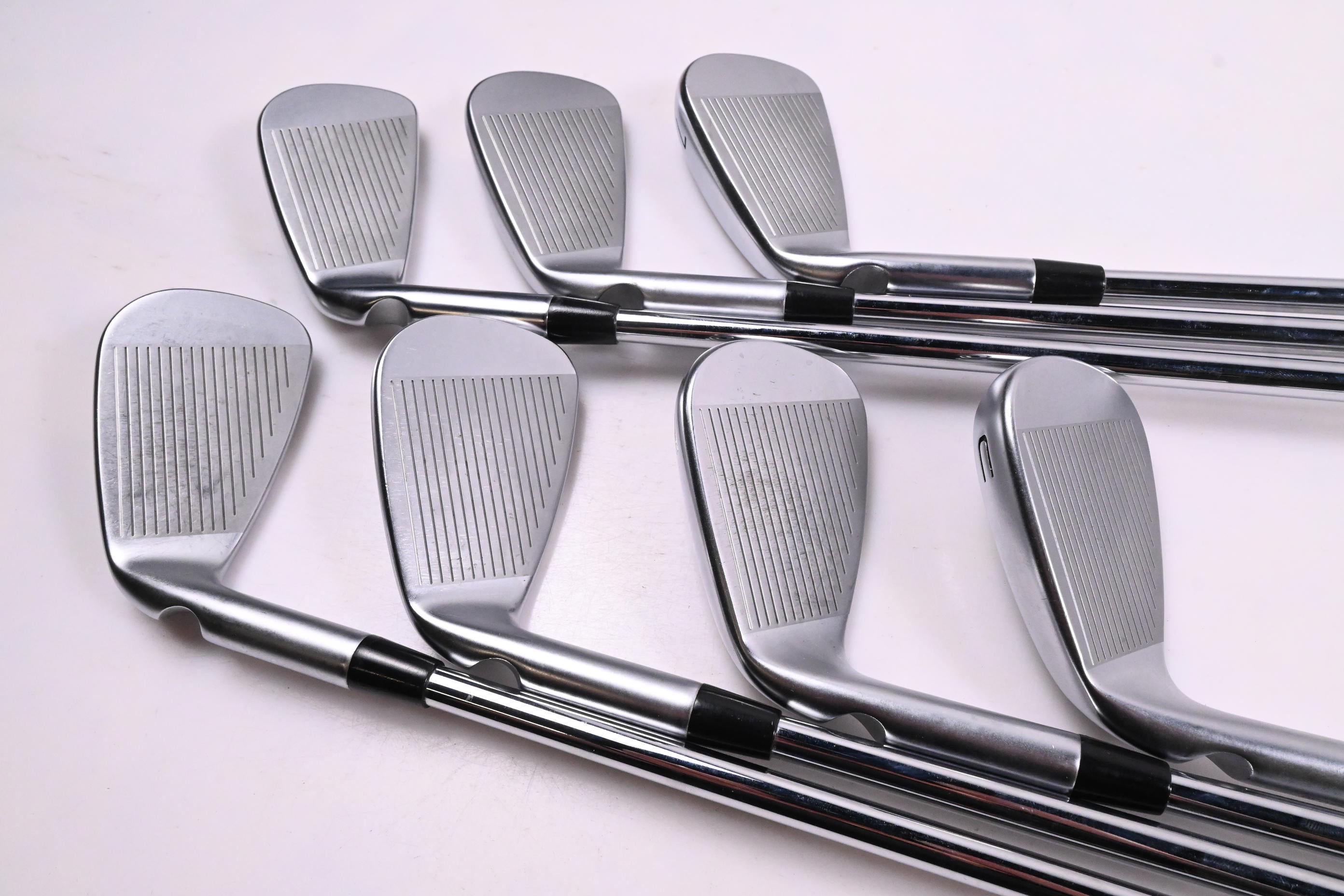 Ping i530 Irons / 5-PW+GW / Red Dot / Stiff Flex Dynamic Gold S300 Shafts