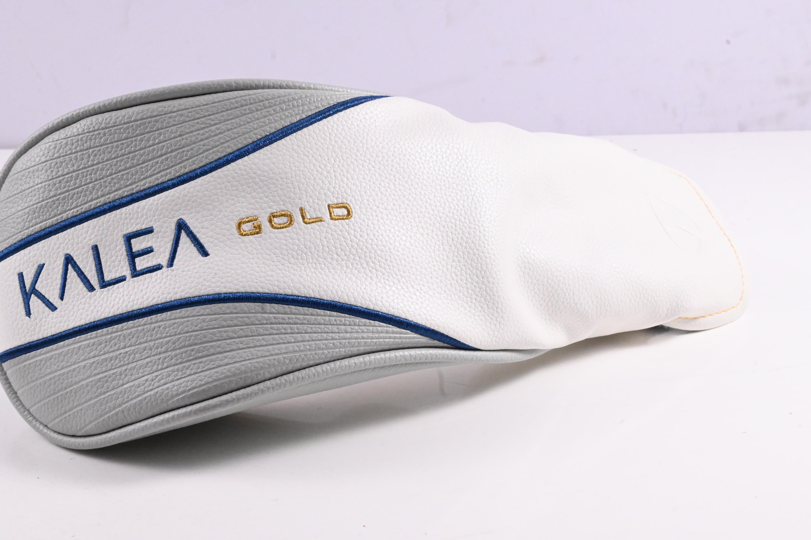 Ladies Taylormade Kalea Gold #5 Wood / 20 Degree / Ladies Flex Kalea Gold 40