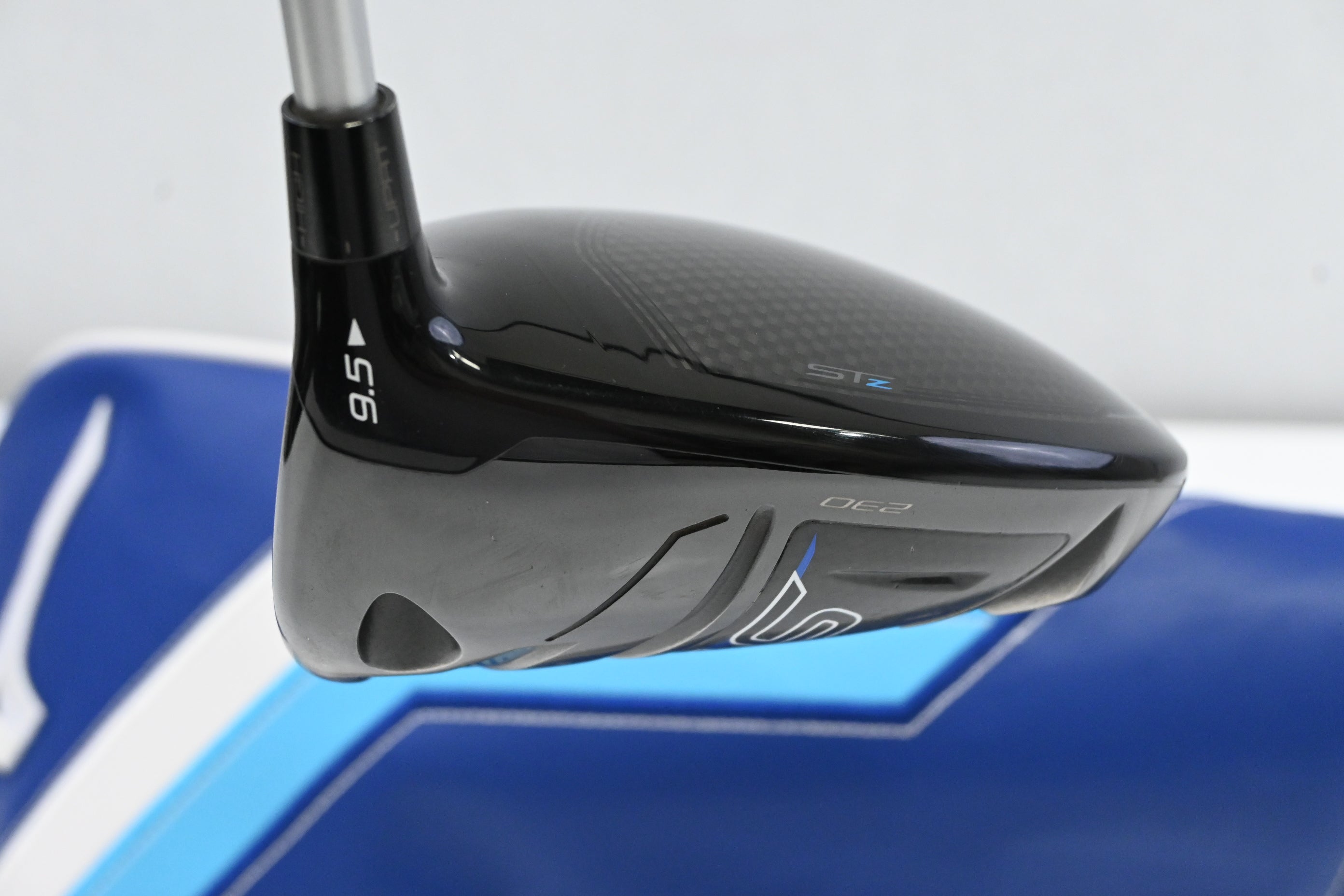 Mizuno ST-Z 230 Driver / 9.5 Degree / Stiff Flex VRTX 60 Shaft