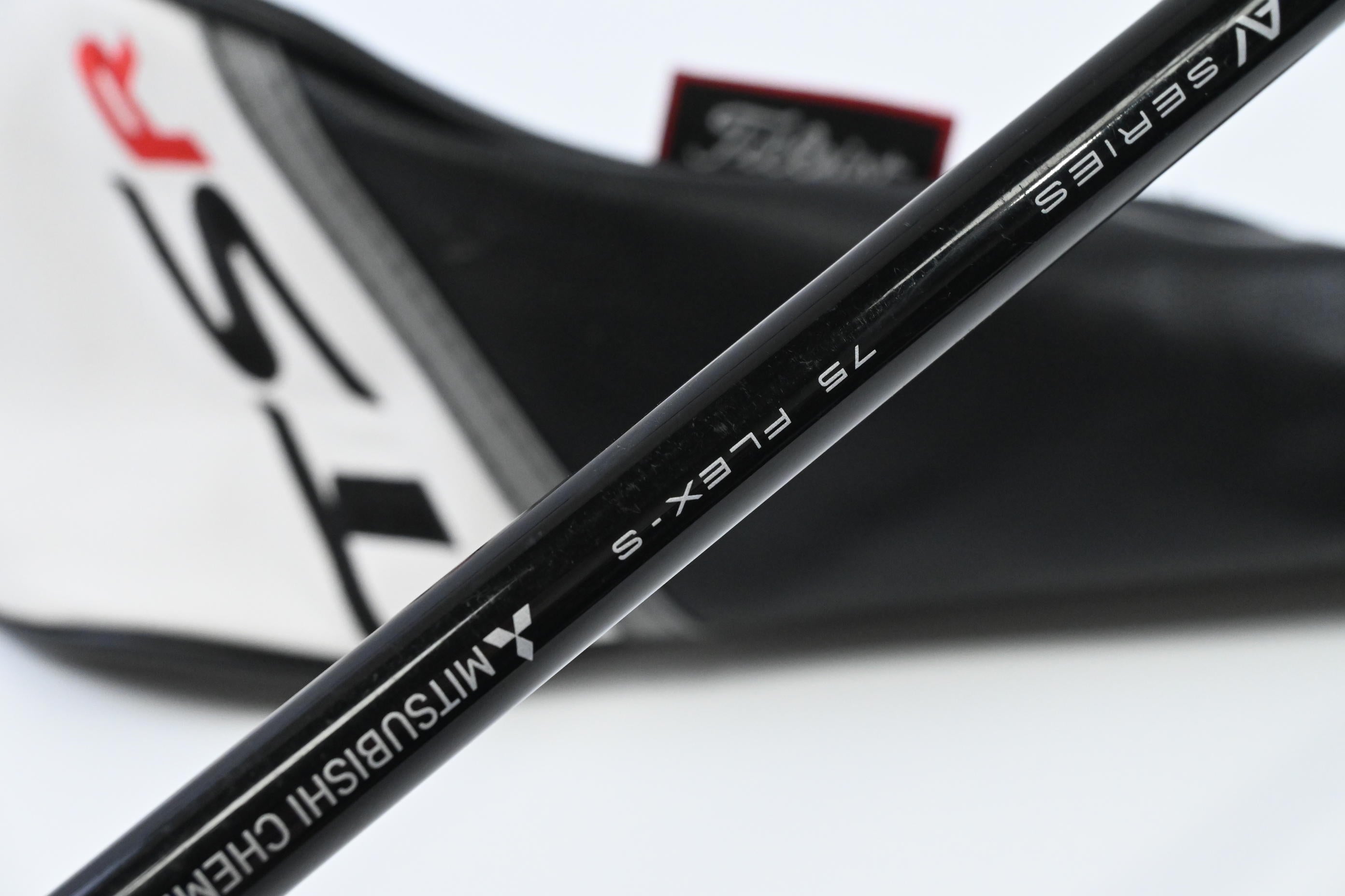 Titleist TSR2 #4 Wood / 18 Degree / Stiff Flex Tensei AV Blue 75 Shaft
