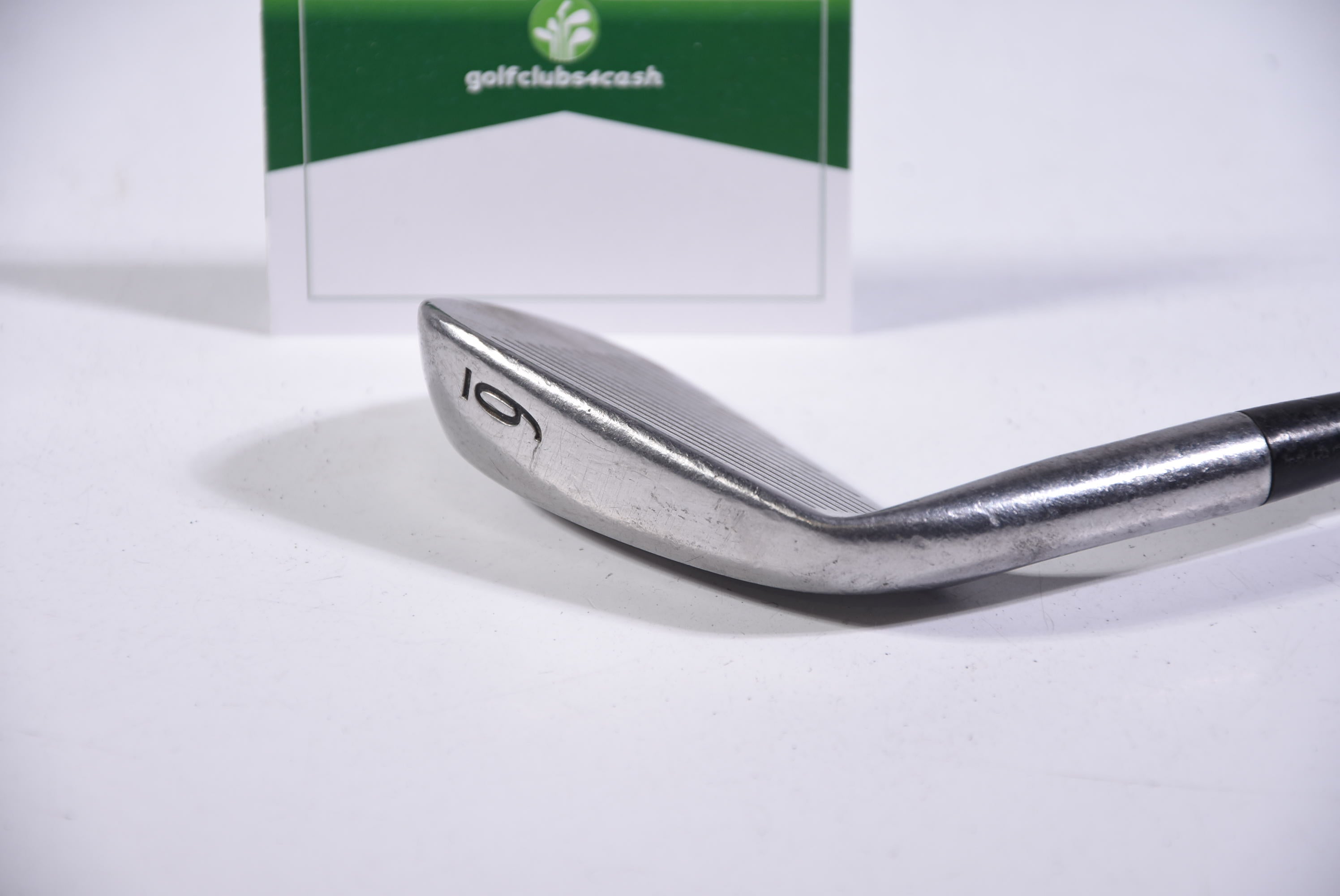 Titleist DCI 962 #6 Iron / 32 Degree / Stiff Flex Dynamic Gold S300 Shaft