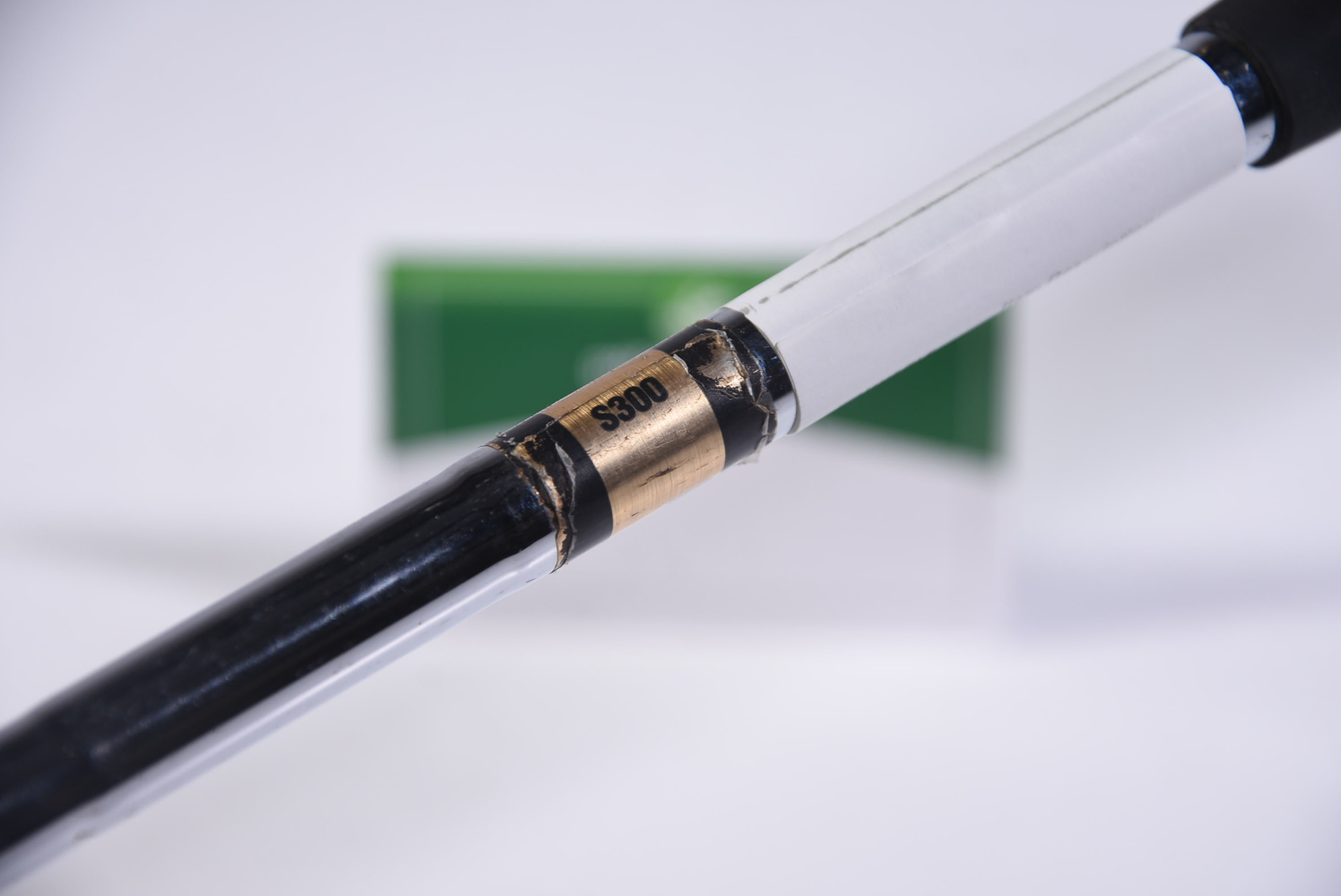 Titleist DCI 962 #6 Iron / 32 Degree / Stiff Flex Dynamic Gold S300 Shaft