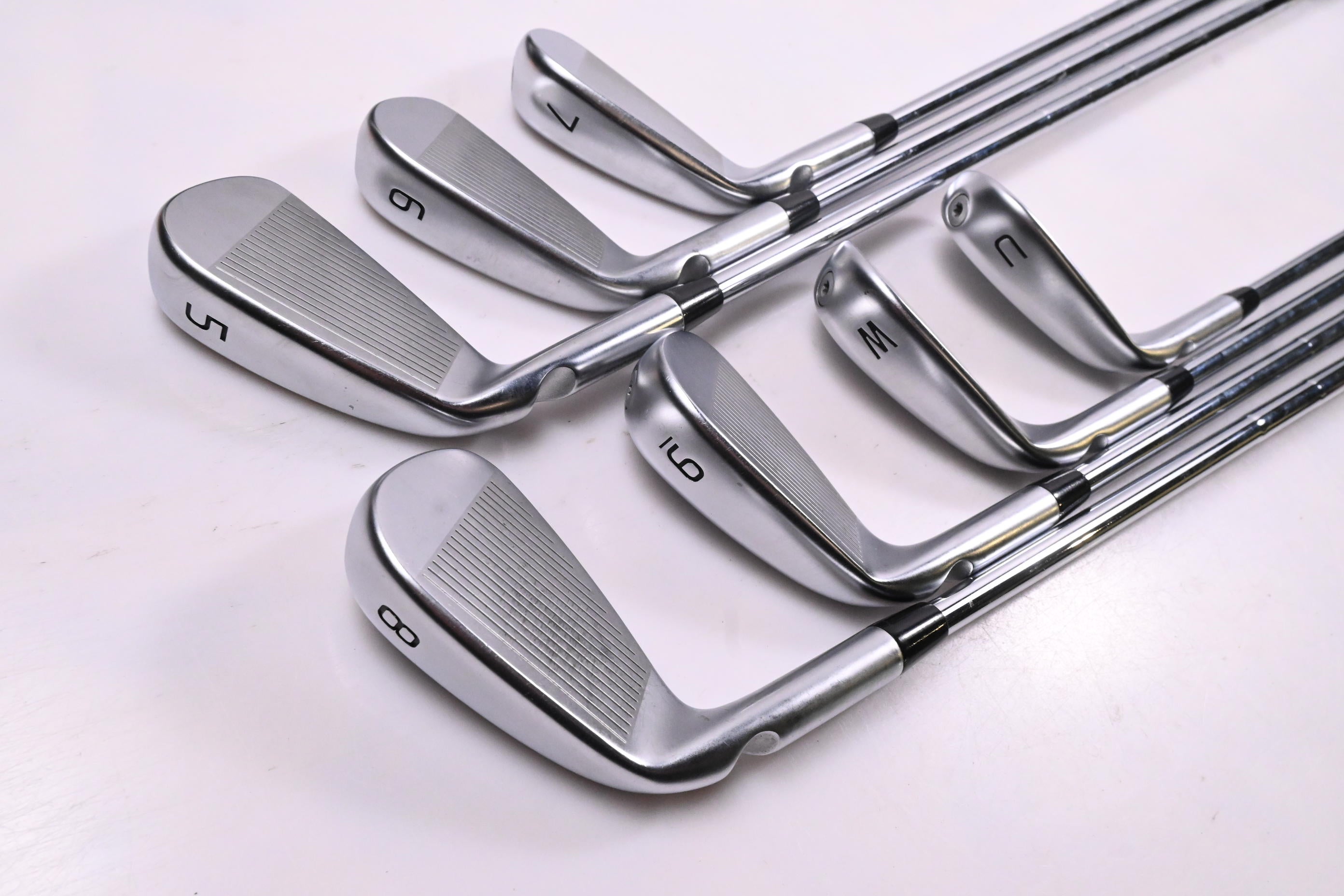 Ping i530 Irons / 5-PW+GW / Red Dot / Stiff Flex Dynamic Gold S300 Shafts