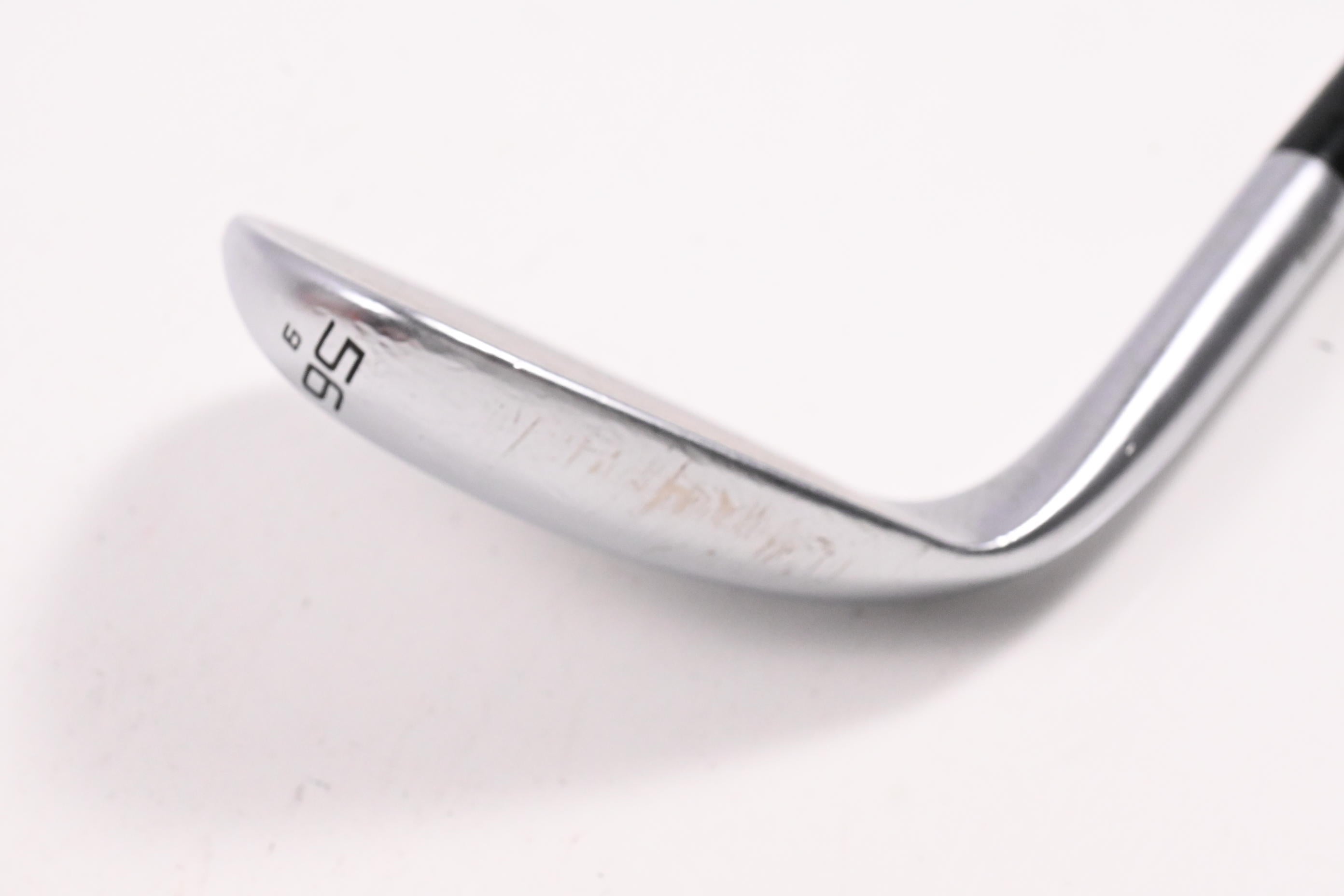 Cleveland RTX Full Face Sand Wedge / 56 Degree / Wedge Flex Dynamic Gold Spinner
