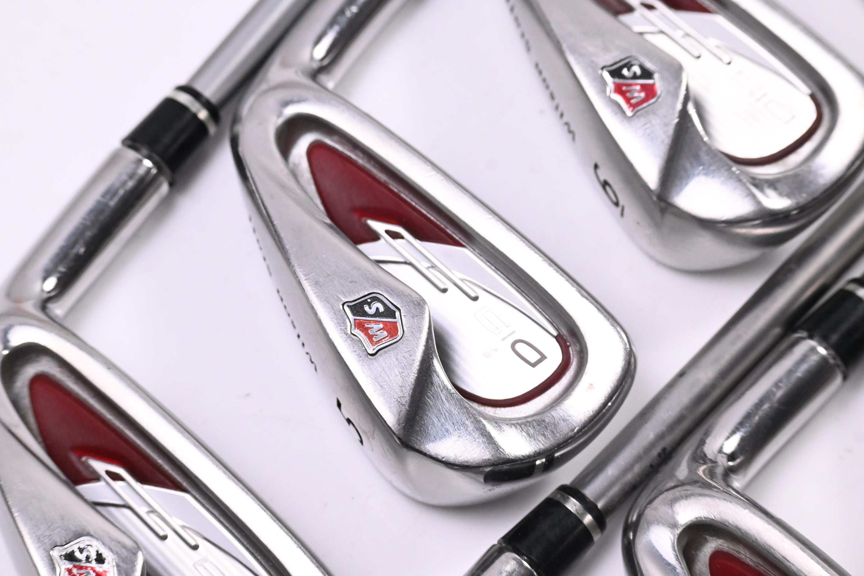 Wilson Di9 Irons 4-PW+SW / Regular Flex Proforce V2 Red 65 Shafts