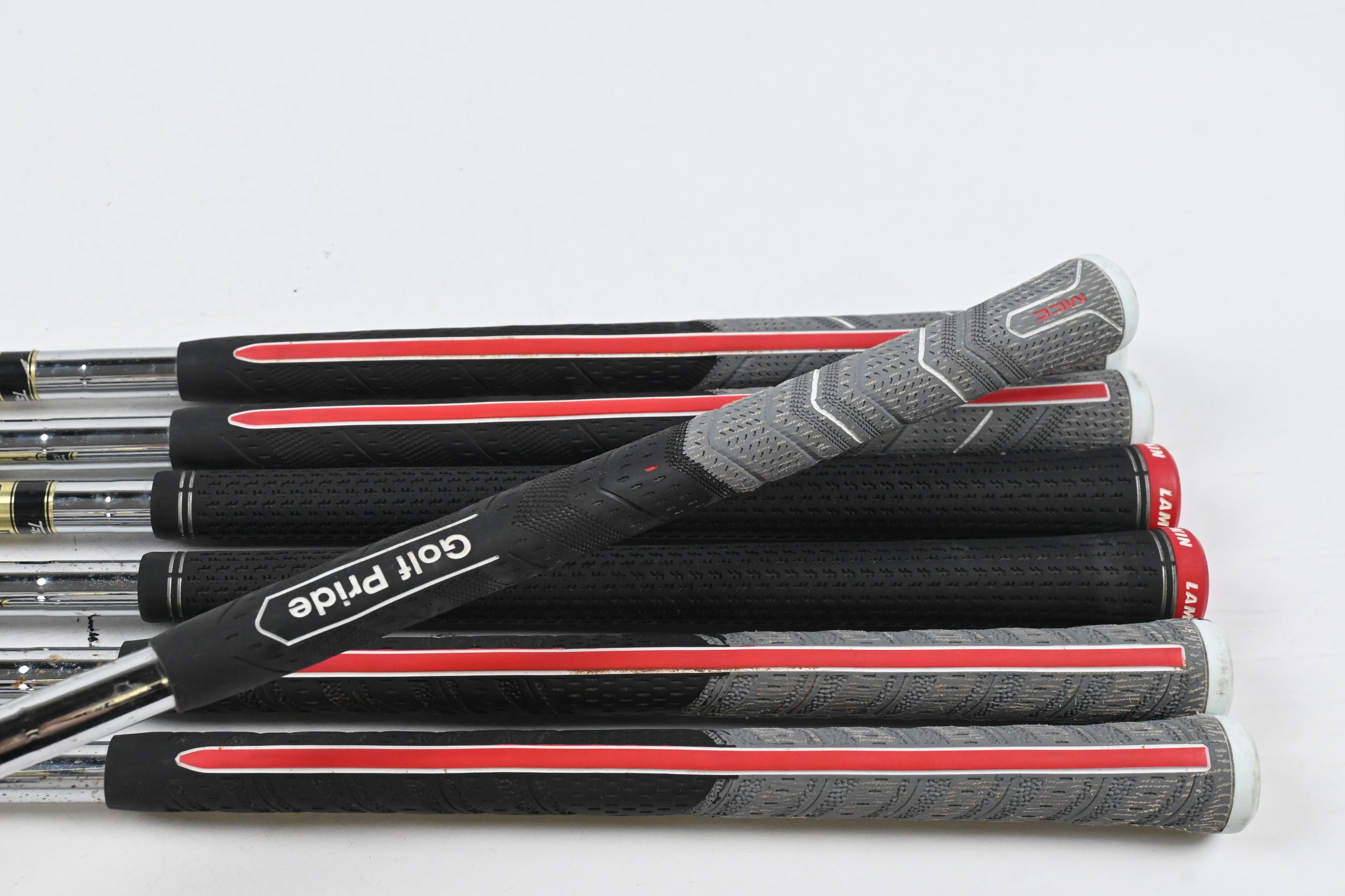 Taylormade Stealth Irons / 5-PW+SW / Stiff Flex Dynamic Gold S300 Shafts
