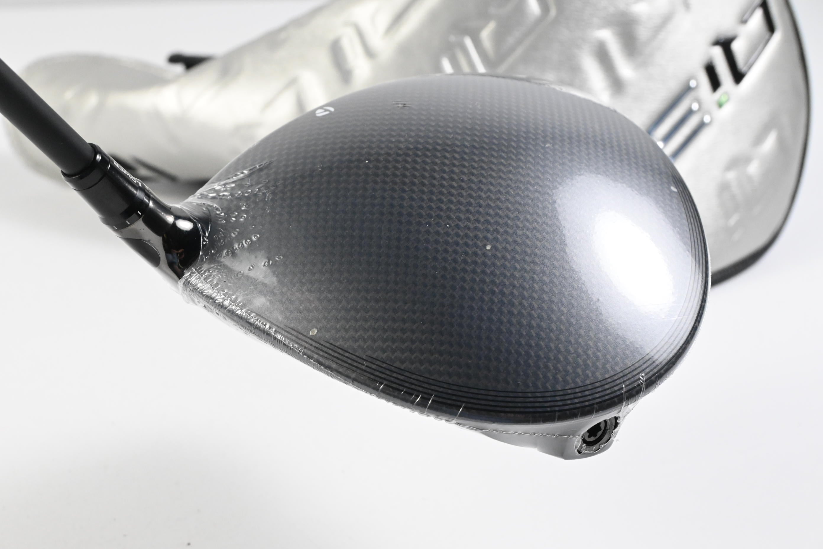 Taylormade Qi35 Driver / 9 Degree / Regular Flex Vanquish 5 Shaft