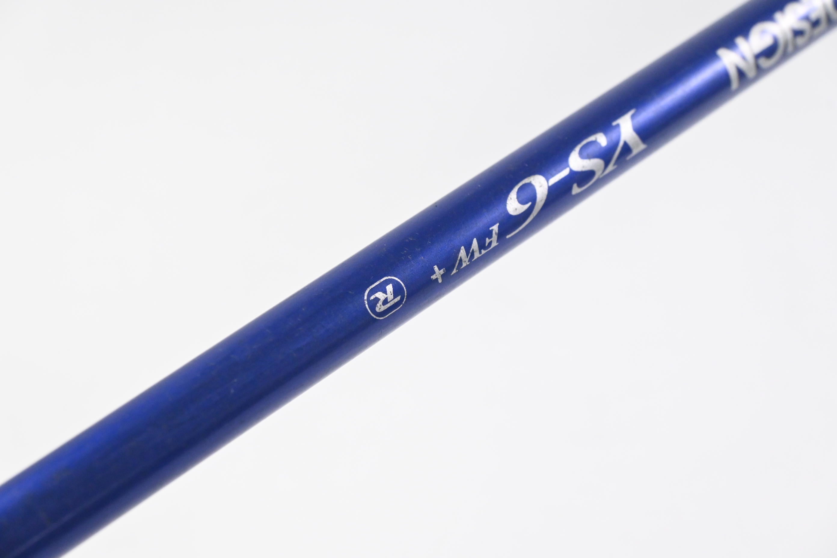 Titleist 904 F #5 Wood / 19 Degree / Regular Flex Graphite Design YS-6 Shaft