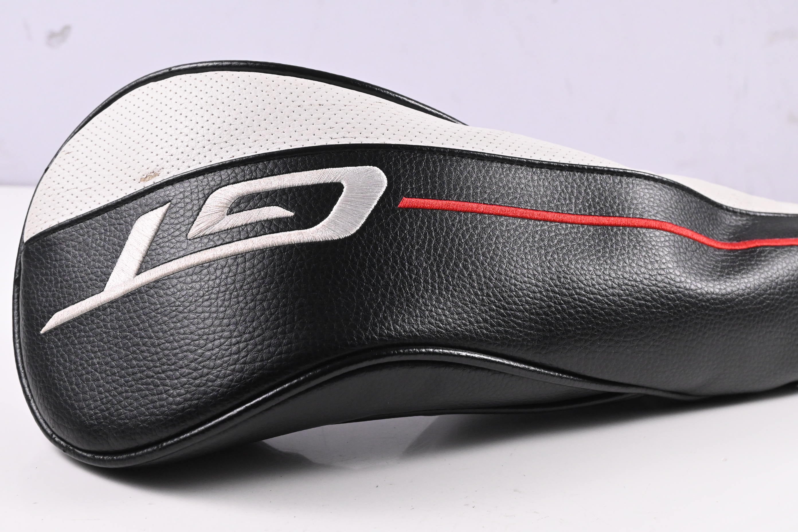 Titleist GT2 Driver / 9 Degree / Regular Flex Project X Denali Red 50 Shaft
