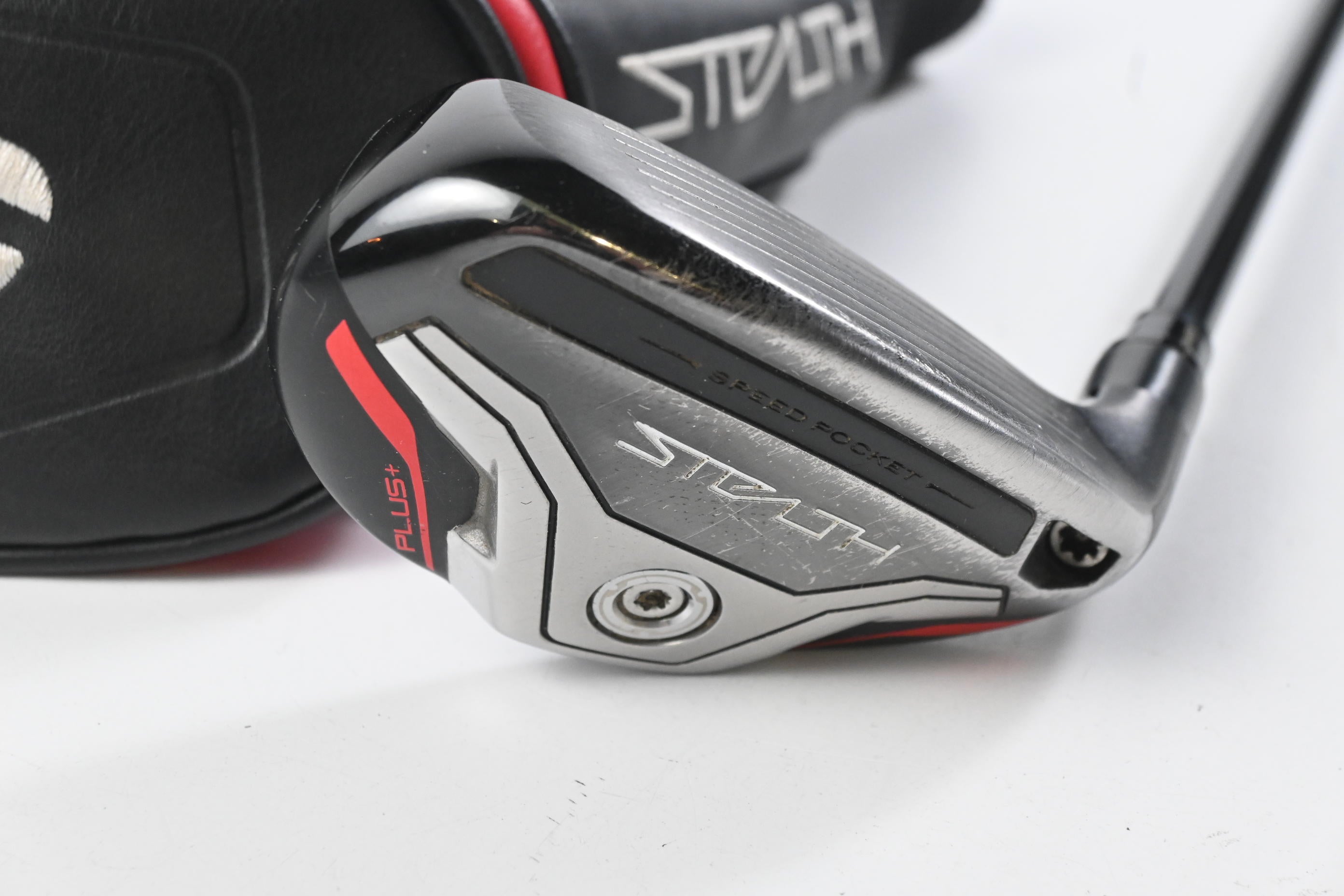 Taylormade Stealth Plus #3 Hybrid / 19.5 Degree / Regular Flex Kuro Kage Silver 80