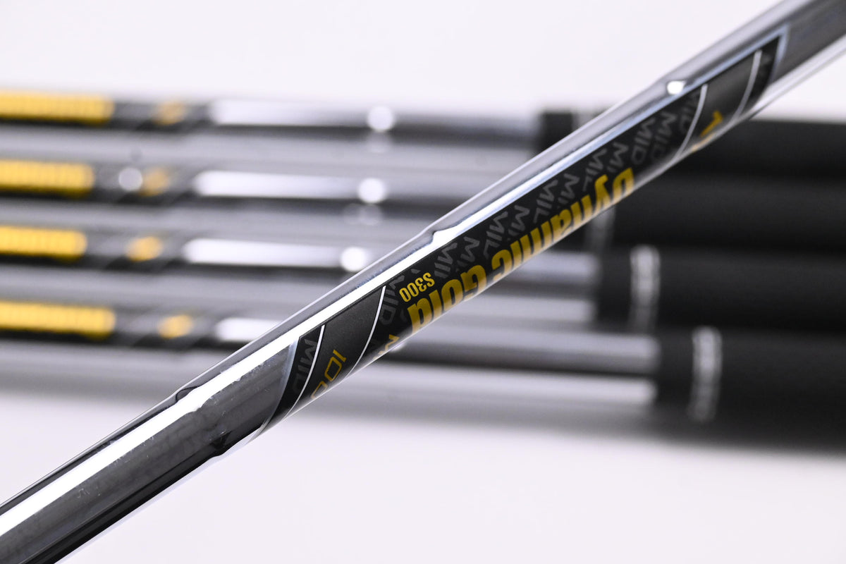 Mizuno Pro 223 Irons / 7-PW+GW / Stiff Flex Dynamic Gold Mid 100 S300 Shafts