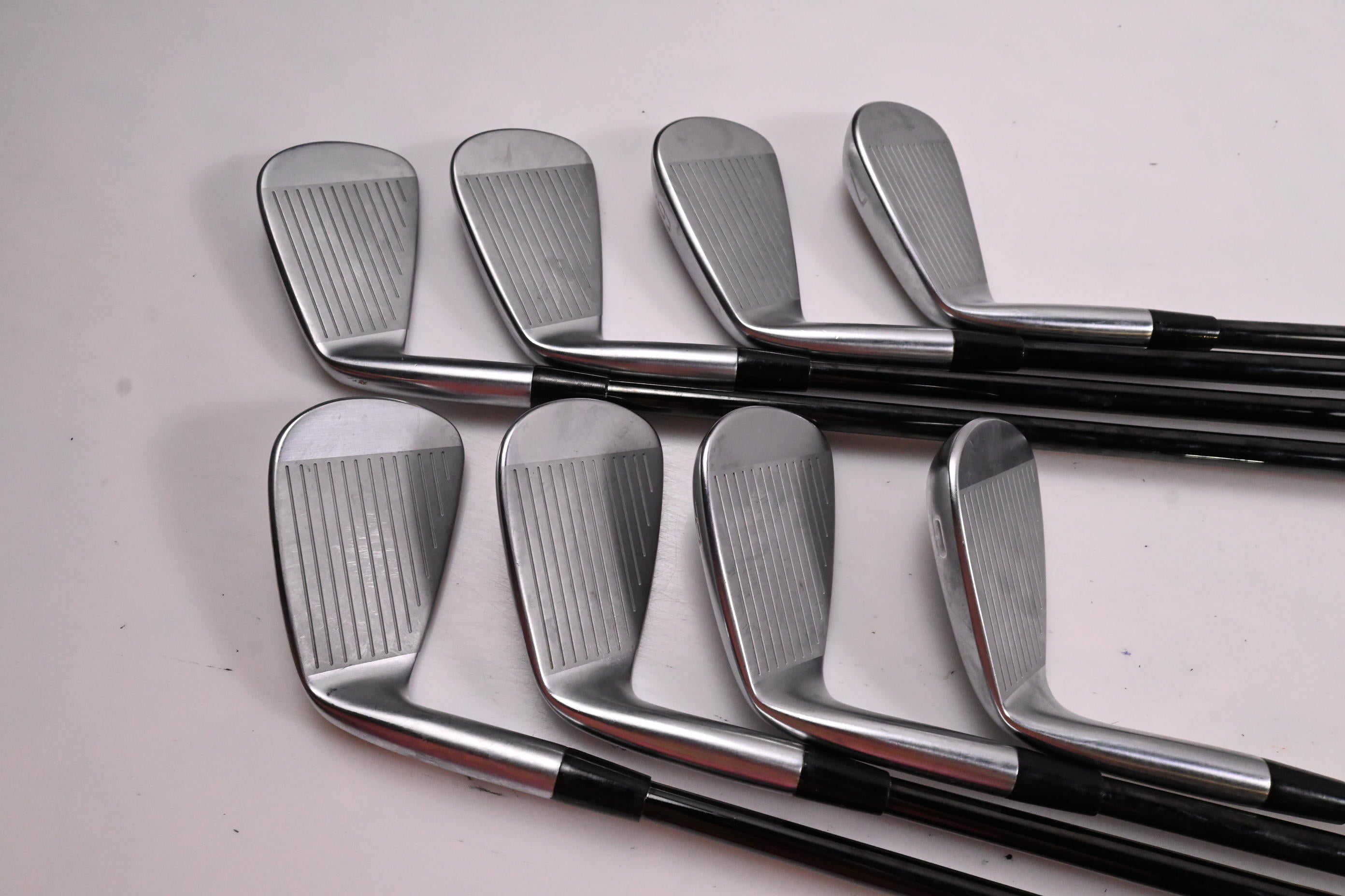 Mizuno JPX 923 Tour Irons / 4-PW+GW / X-Flex KBS $-Taper 130 Shafts
