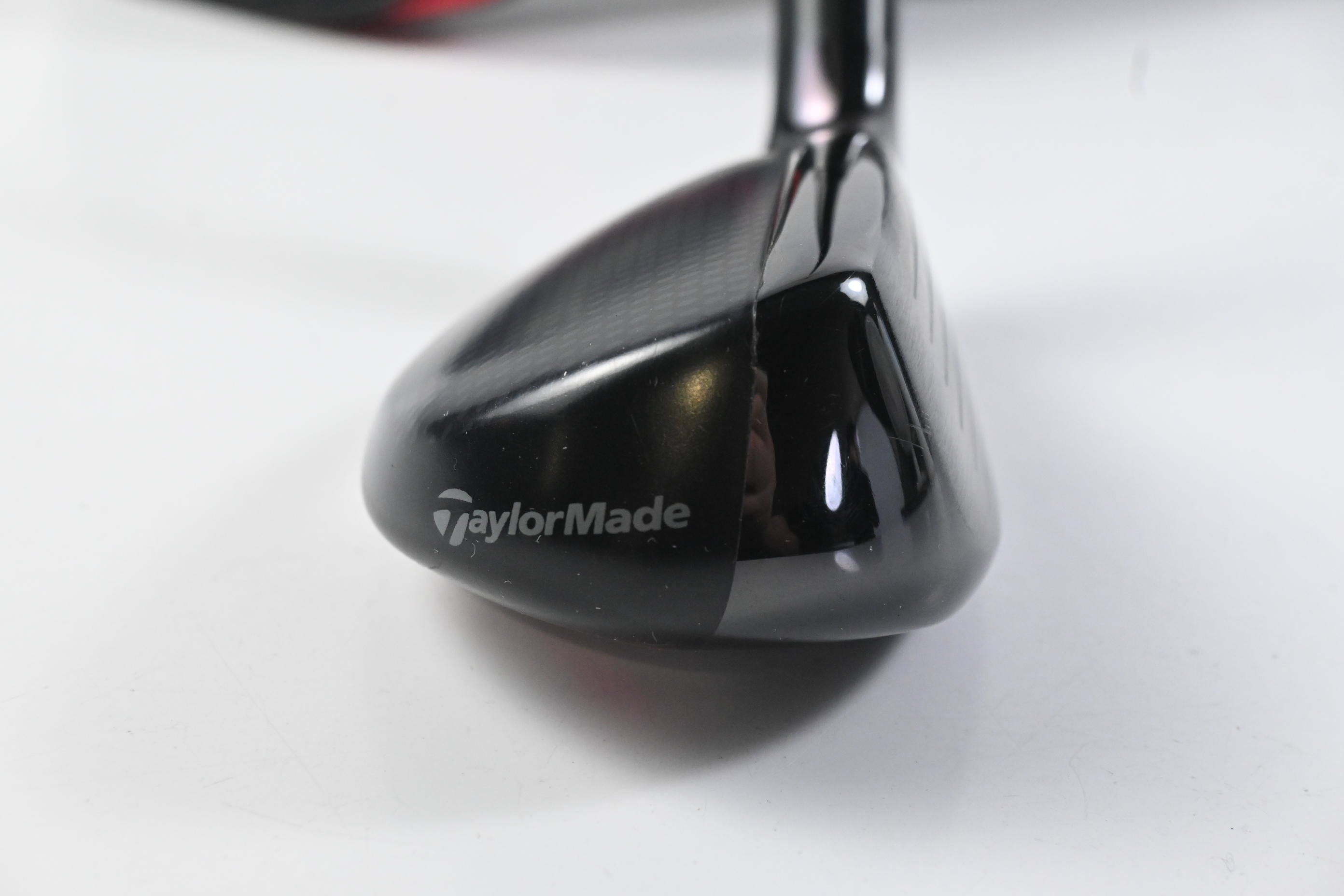 Taylormade Stealth Plus #3 Hybrid / 19.5 Degree / Regular Flex Kuro Kage Silver 80