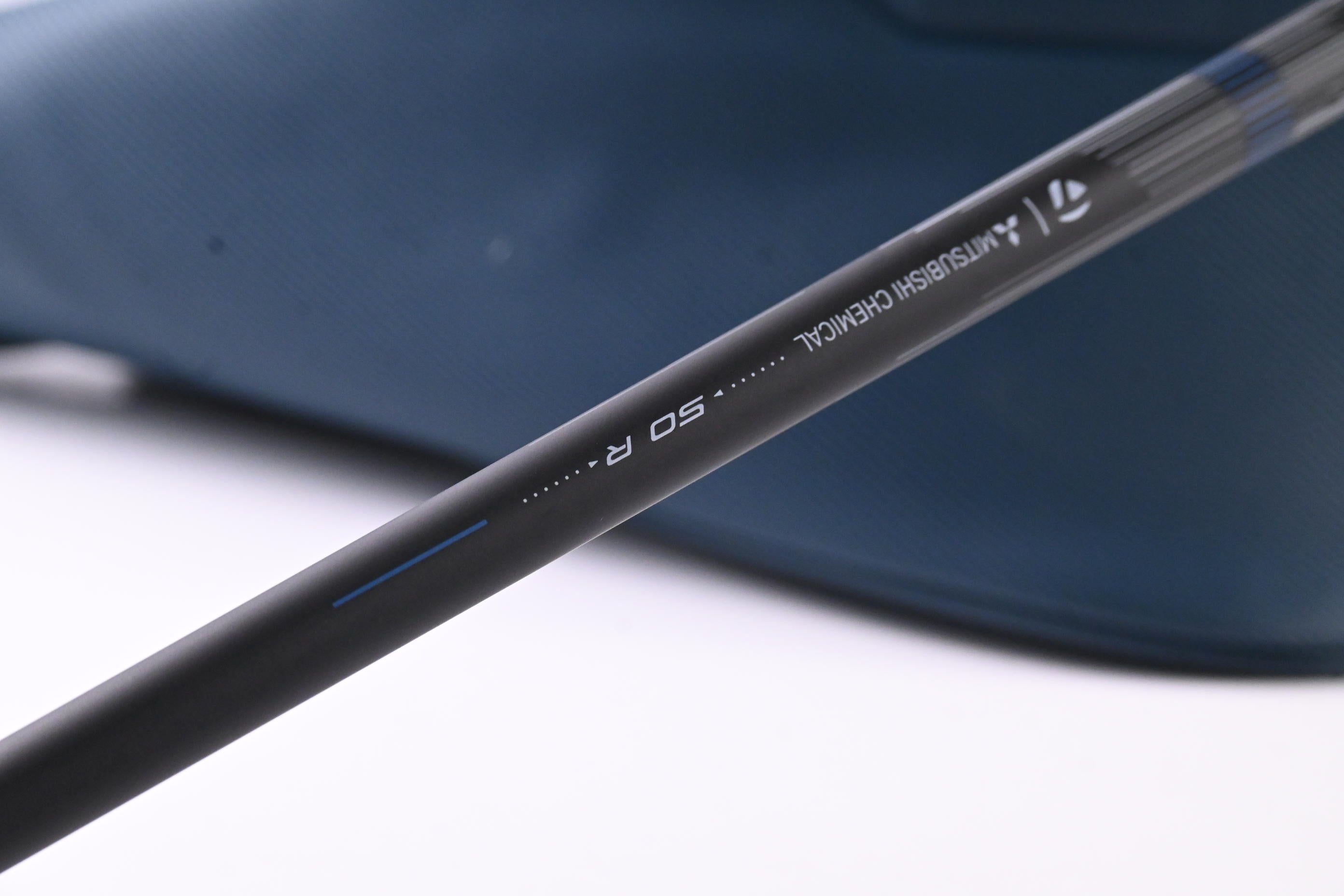Taylormade Qi4D Max Driver / 10.5 Degree / Regular Flex Reax Blue 50 Shaft