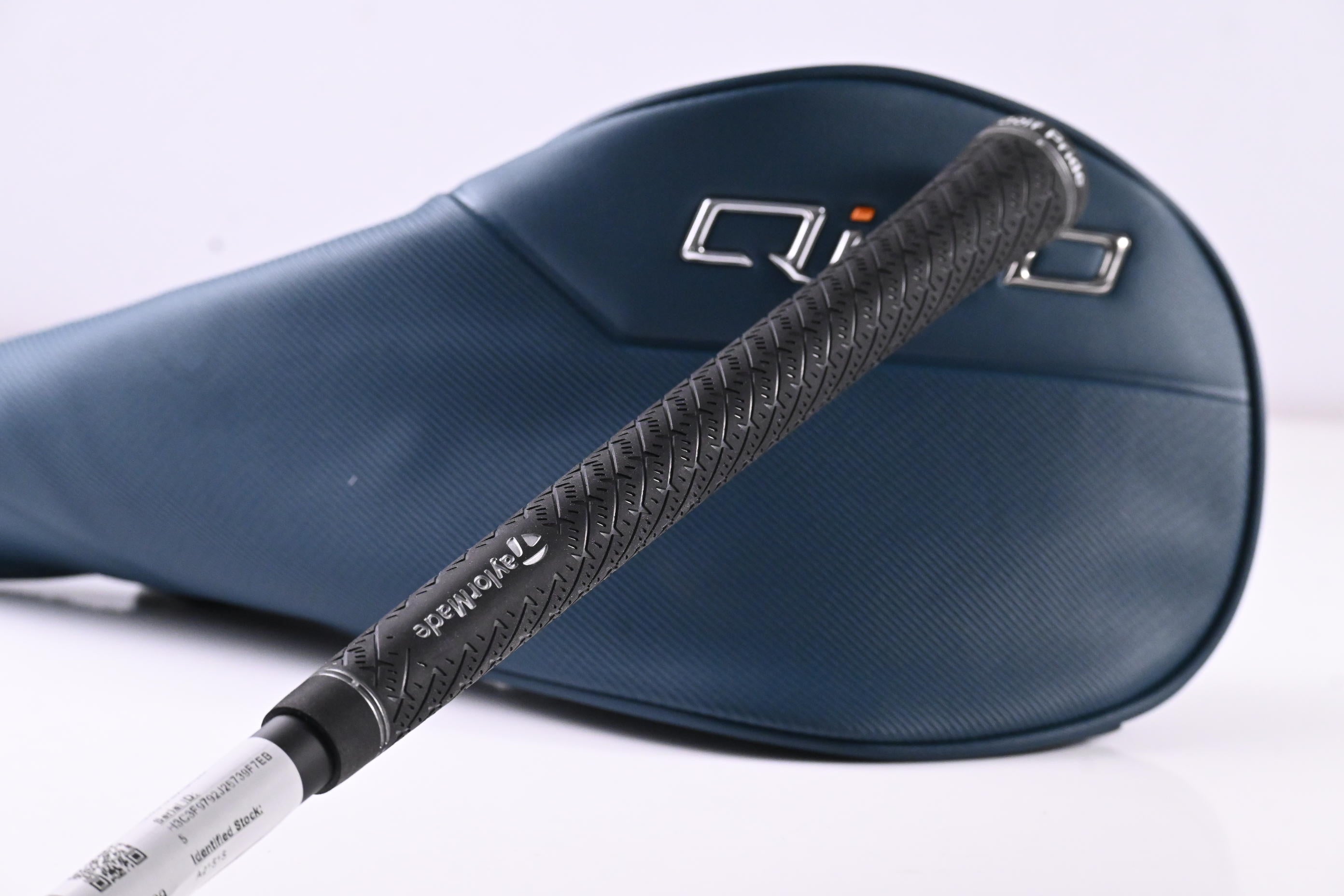 Taylormade Qi4D Max Driver / 10.5 Degree / Regular Flex Reax Blue 50 Shaft