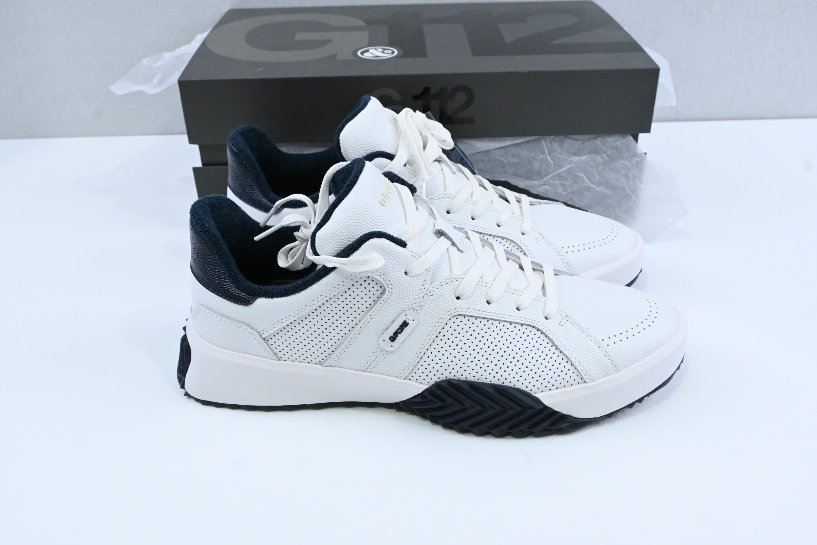 G/fore G 112 Golf Shoes / UK Size 12.5 / White, Navy