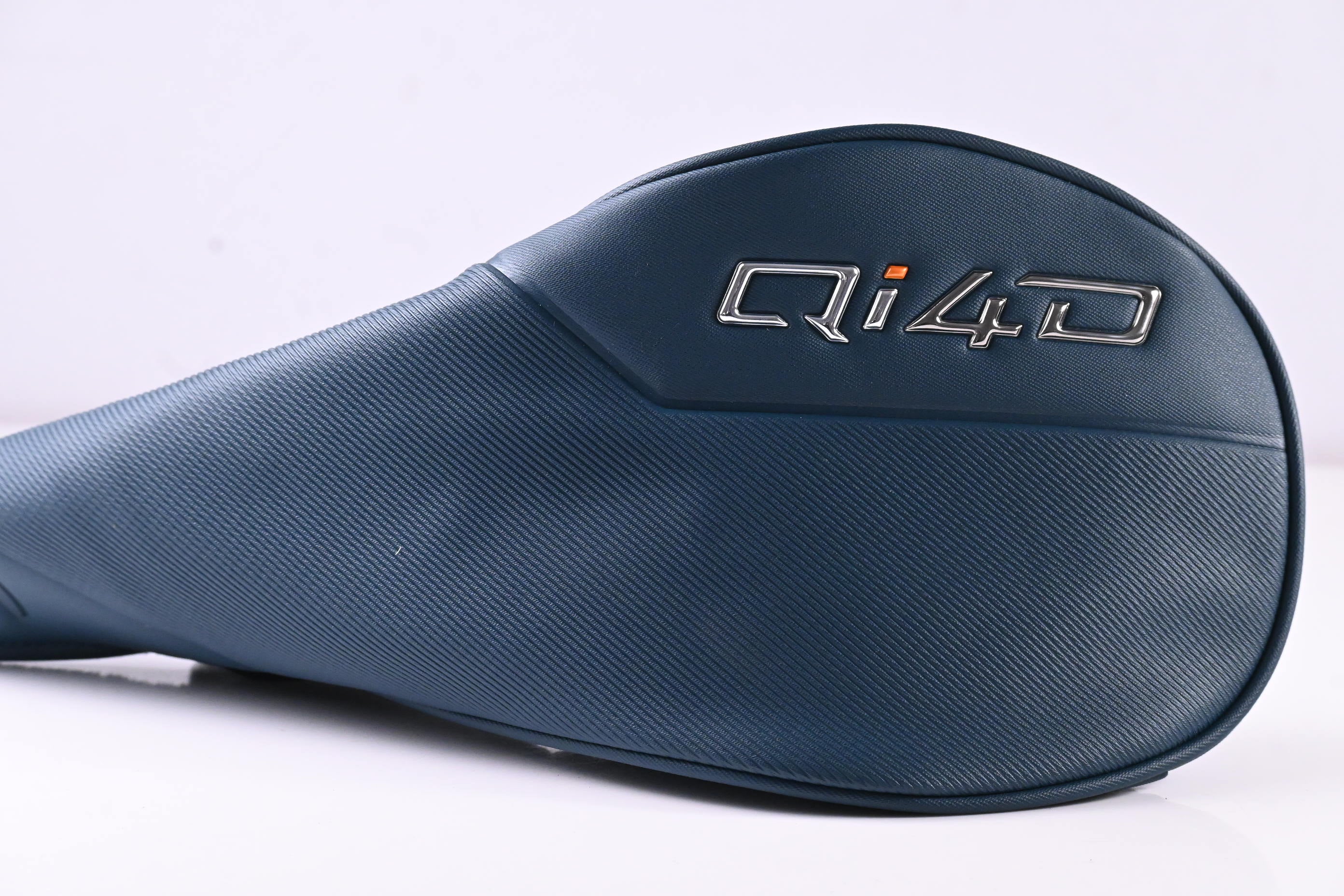 Taylormade Qi4D Max Driver / 10.5 Degree / Regular Flex Reax Blue 50 Shaft