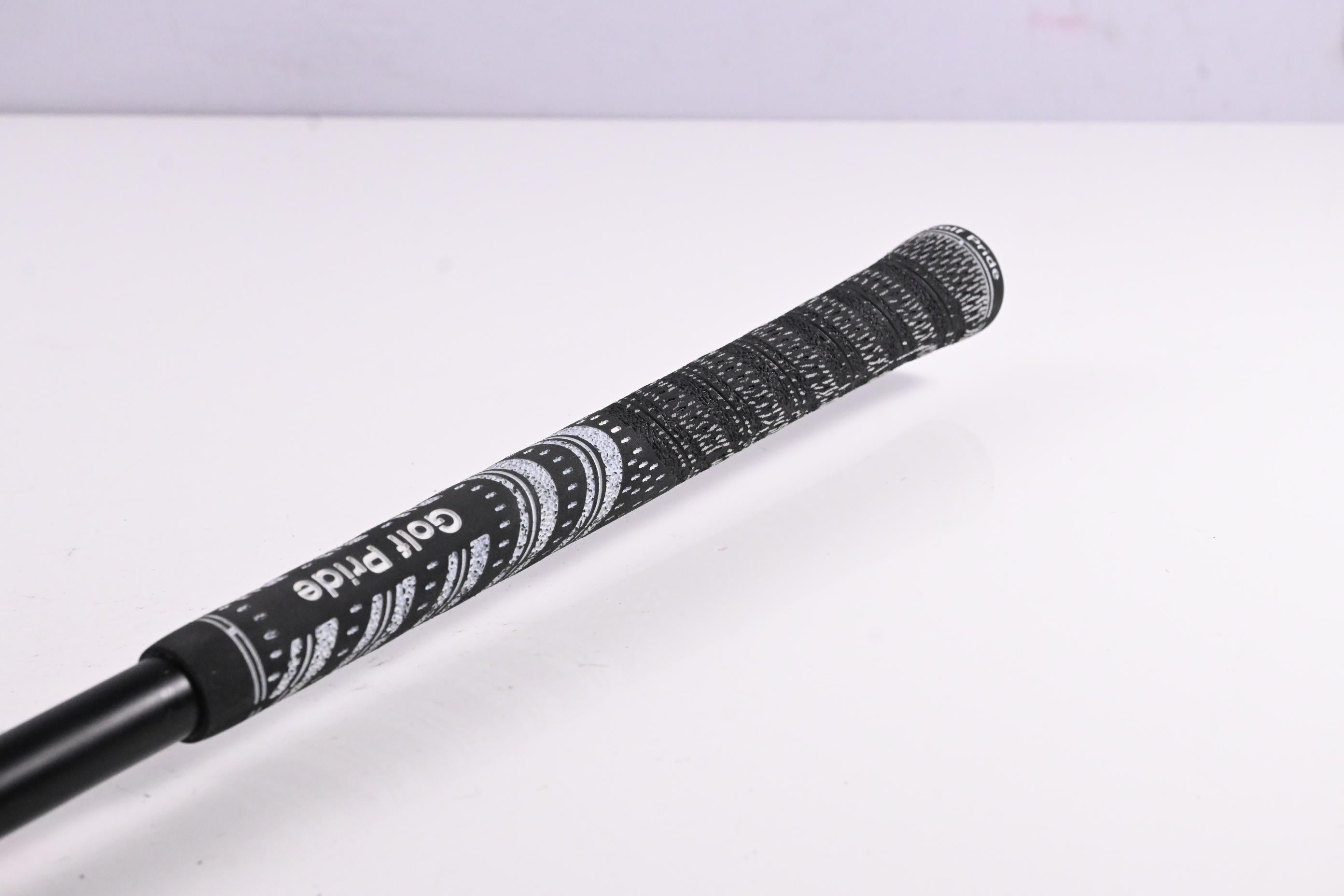 Titleist GT2 #3 Wood / 16.5 Degree / Stiff Flex HZRDUS Black 70 Shaft