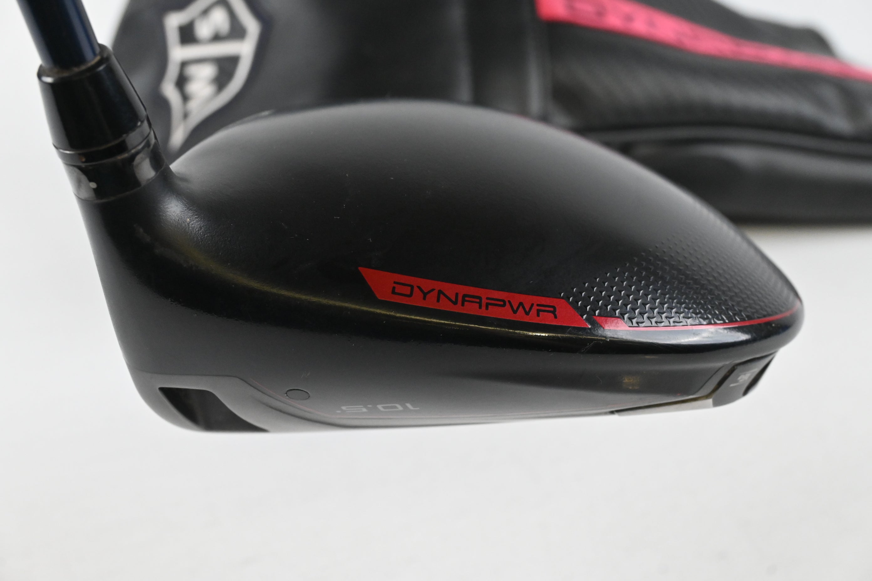 Wilson Dynapower Carbon 2023 Driver / 10.5 Degree / Regular Flex Ventus Blue 6