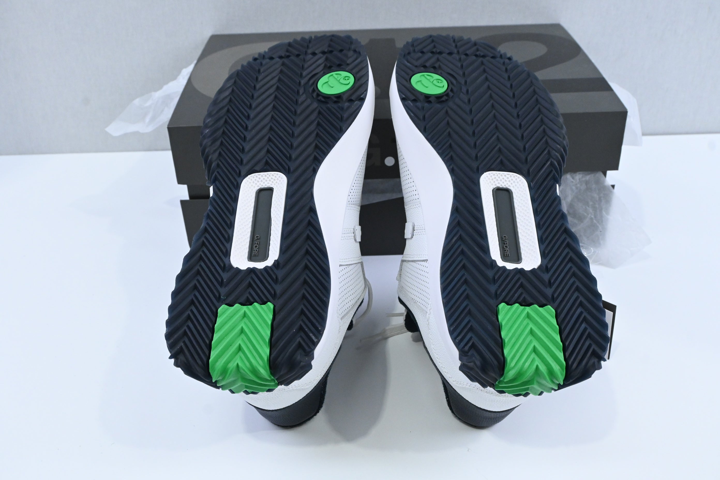 G/fore G 112 Golf Shoes / UK Size 12.5 / White, Navy
