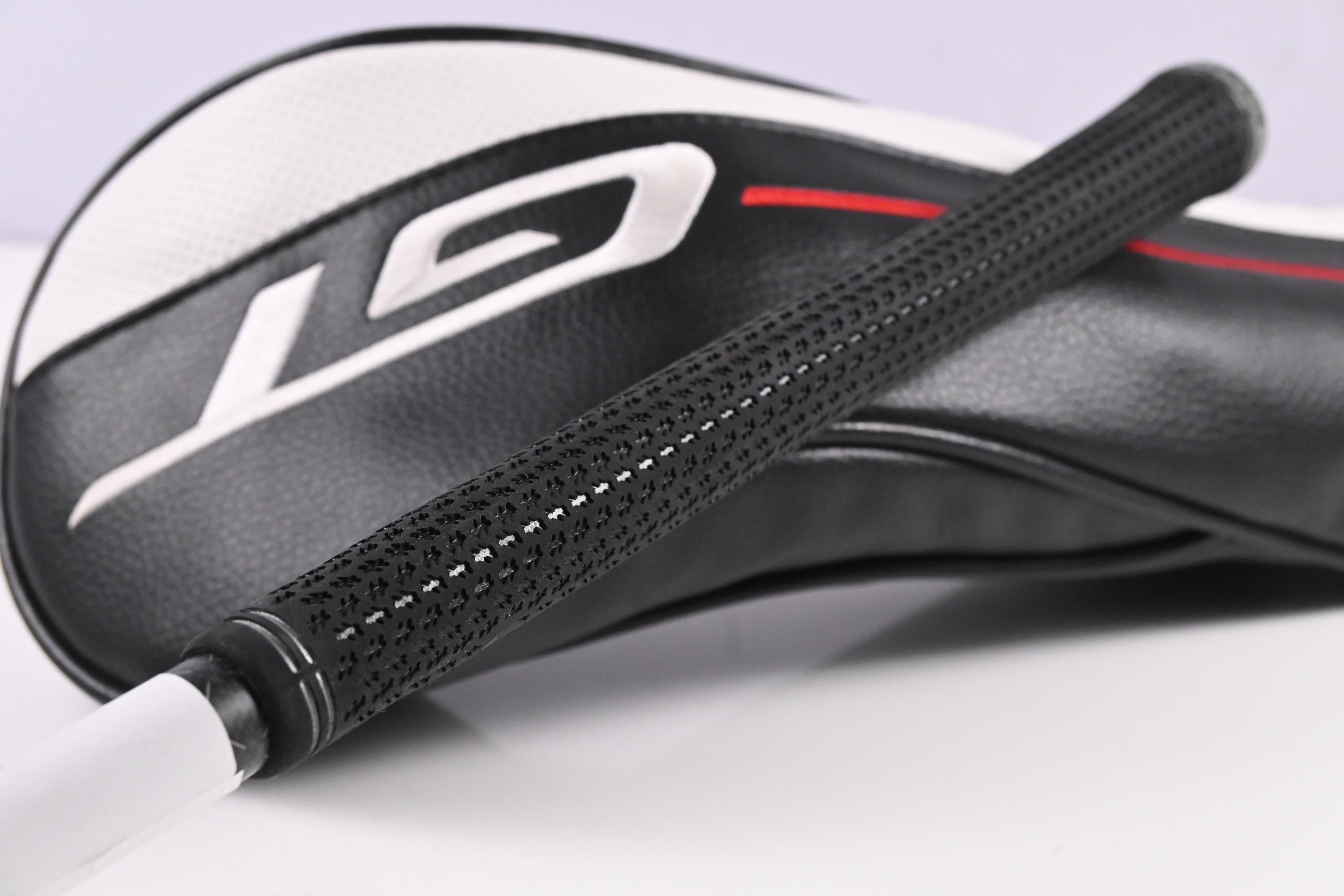 Titleist GT3 Driver / 10 Degree / Stiff Flex Tensei 1K Black 65 Shaft