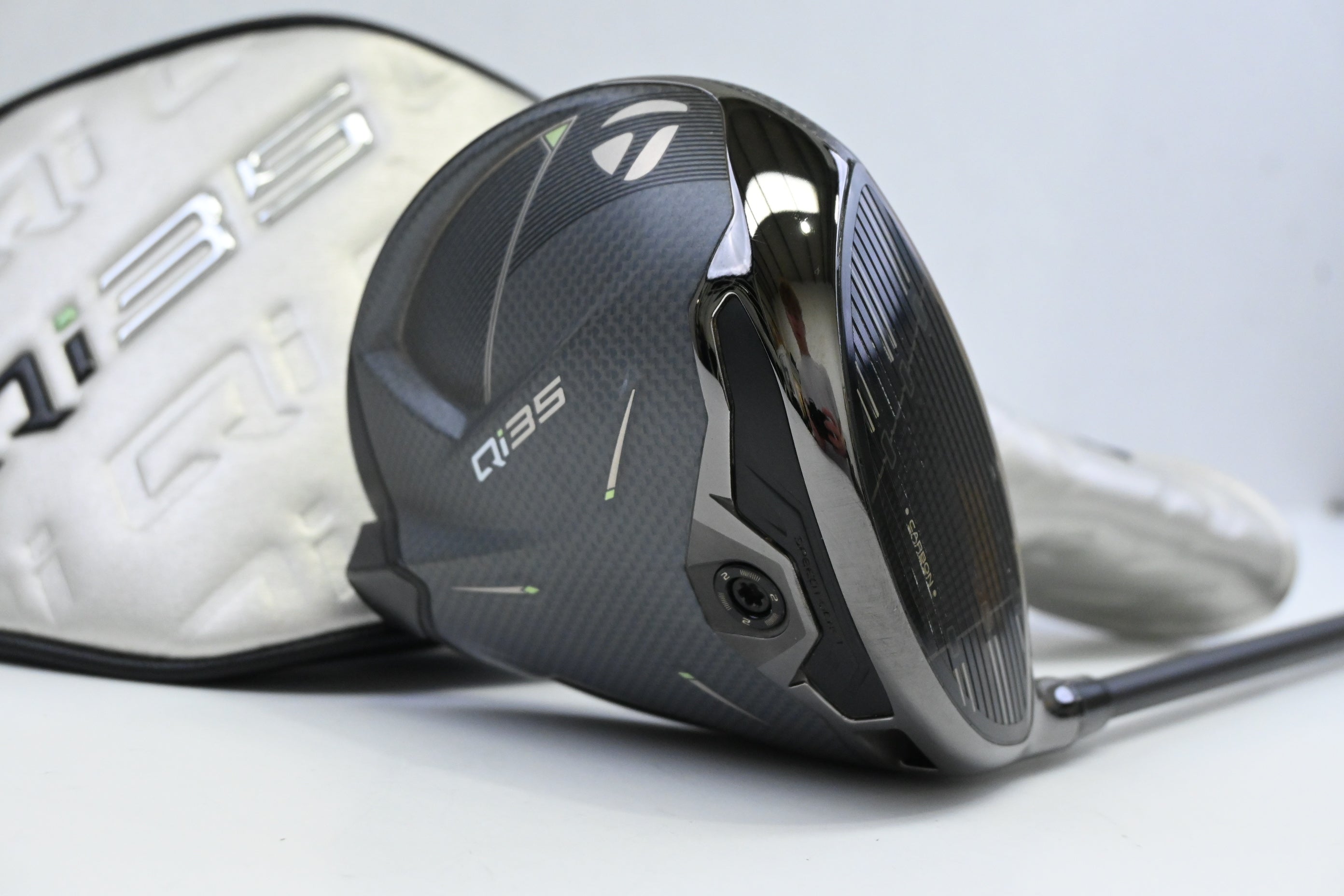 Taylormade Qi35 Driver / 9 Degree / X-Flex HZRDUS Gen5 Black 60 Shaft