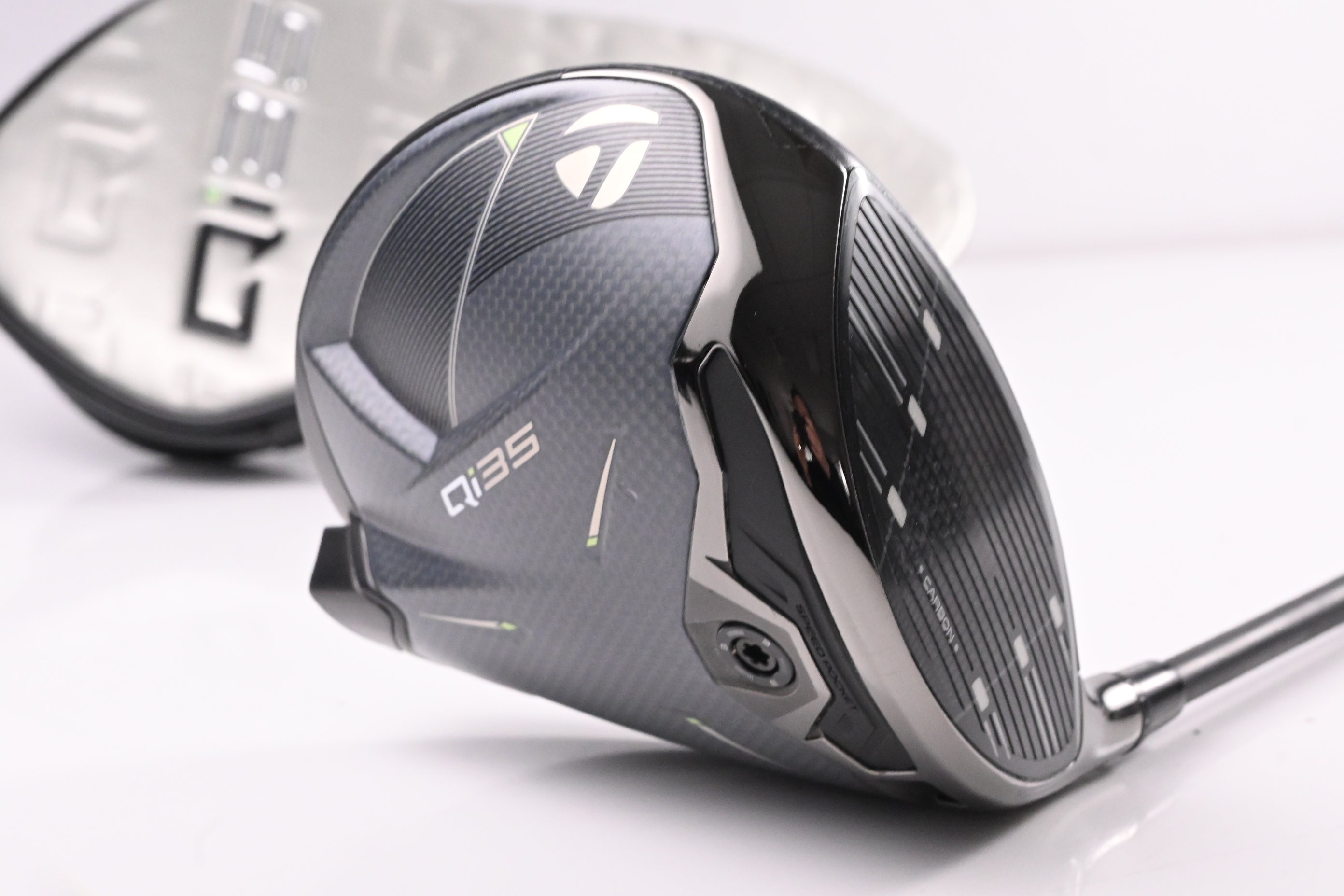Taylormade Qi35 Driver / 9 Degree / Stiff Flex Kai'li Dark Waves Blue CB 60