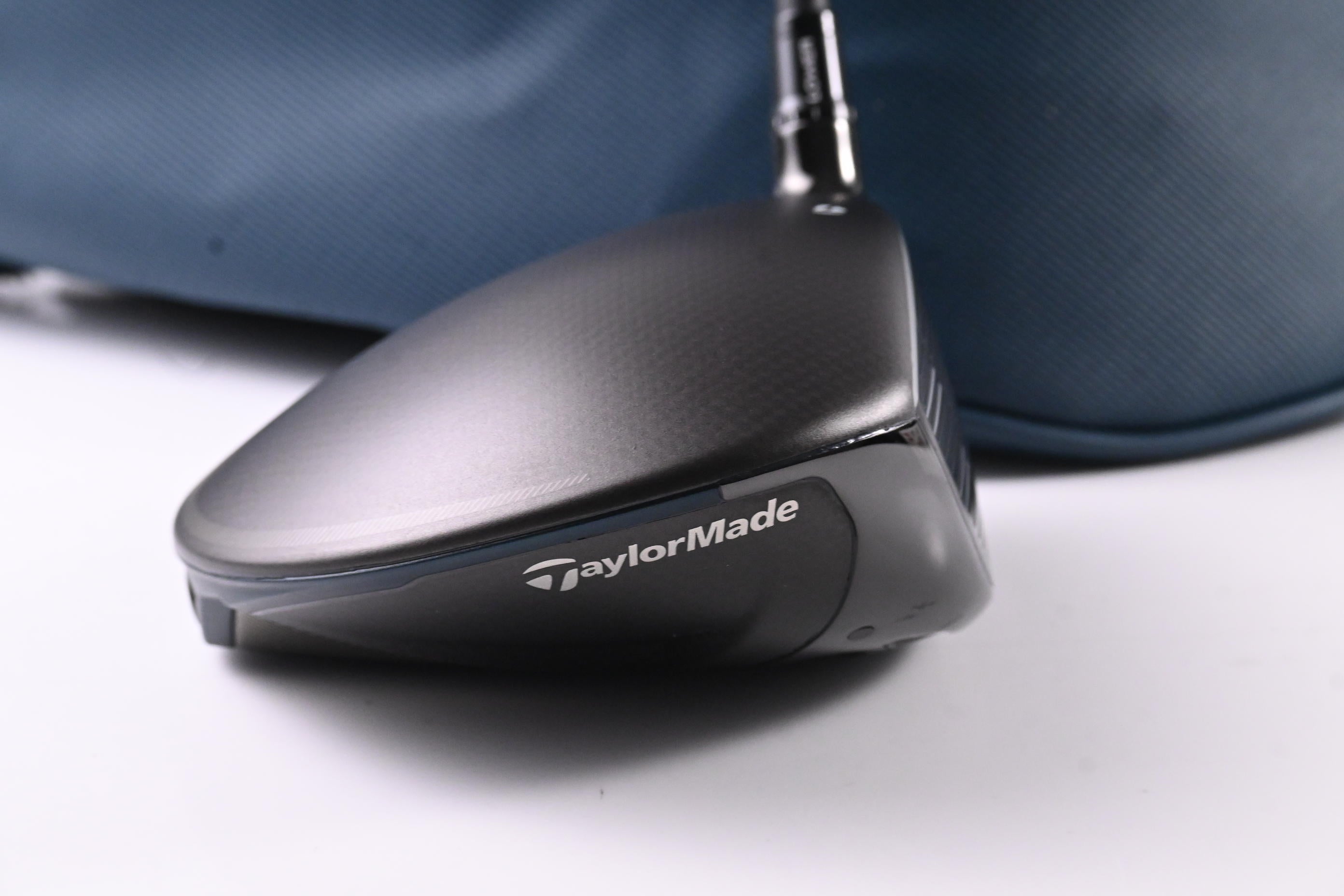 Taylormade Qi4D Driver / 9 Degree / Stiff Flex Reax Blue 50 Shaft