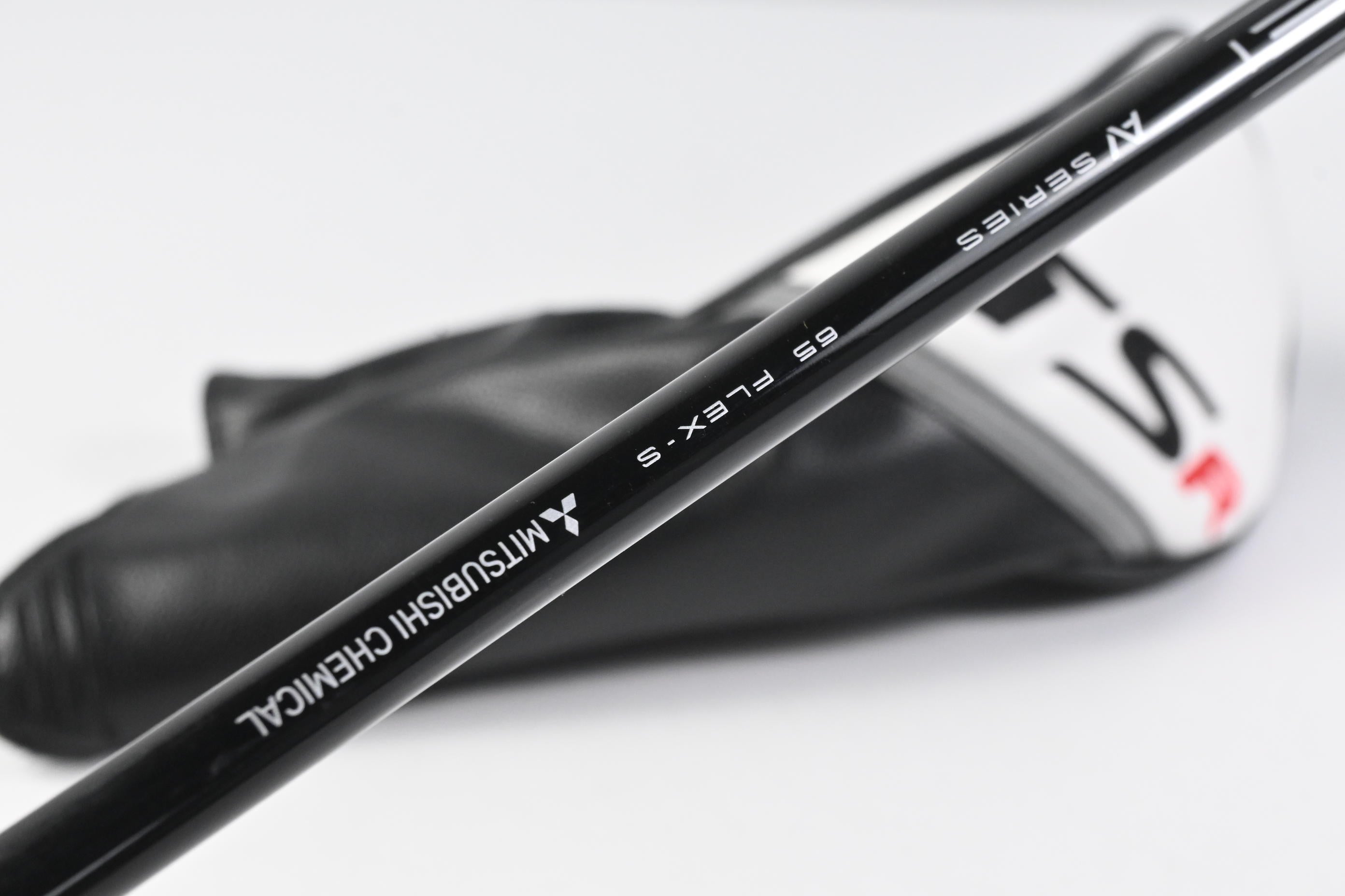 Titleist TSR2 #5 Wood / 18 Degree / Stiff Flex Tensei AV Blue 65 Shaft