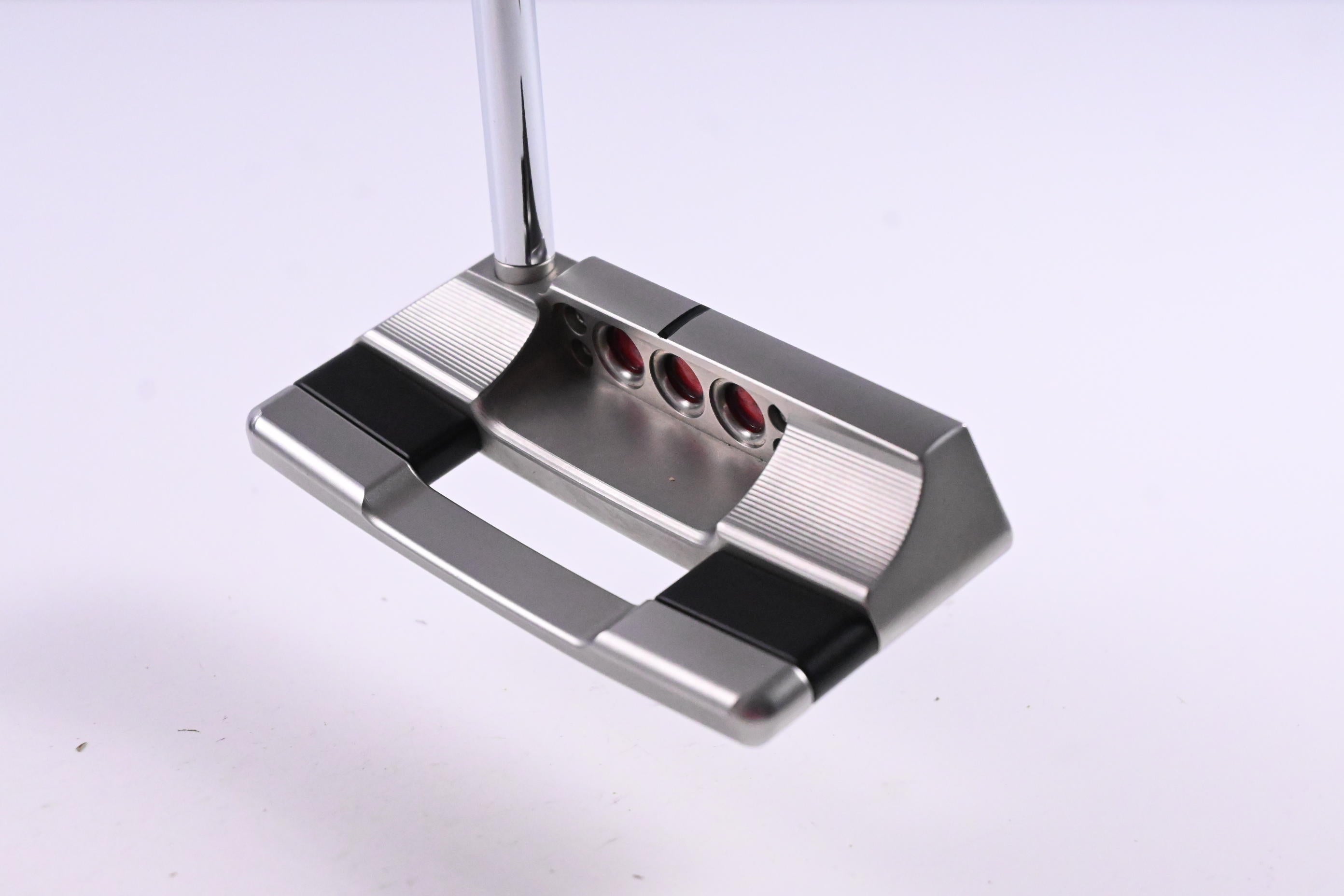 Scotty Cameron 2025 Studio Style Squareback Putter / 34 Inch