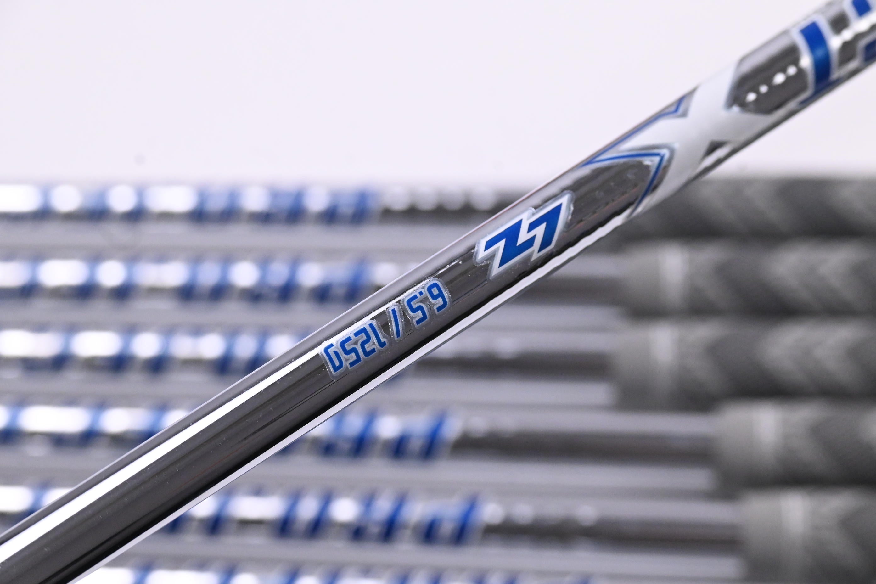 Titleist T150 2023 Irons / 4-PW+48° / X-Flex Project X LZ 125 Shafts